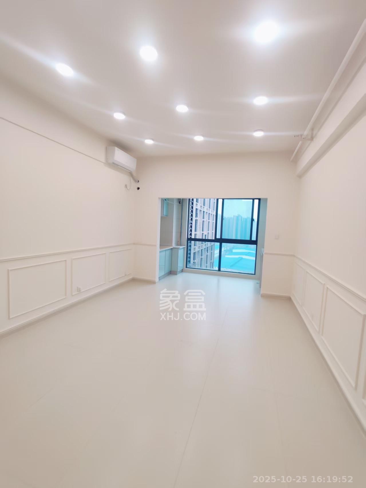 明发国际城  1室1厅1卫    1400.0元/月 明发国际城  1室1厅1卫    1400.0元/月室内图