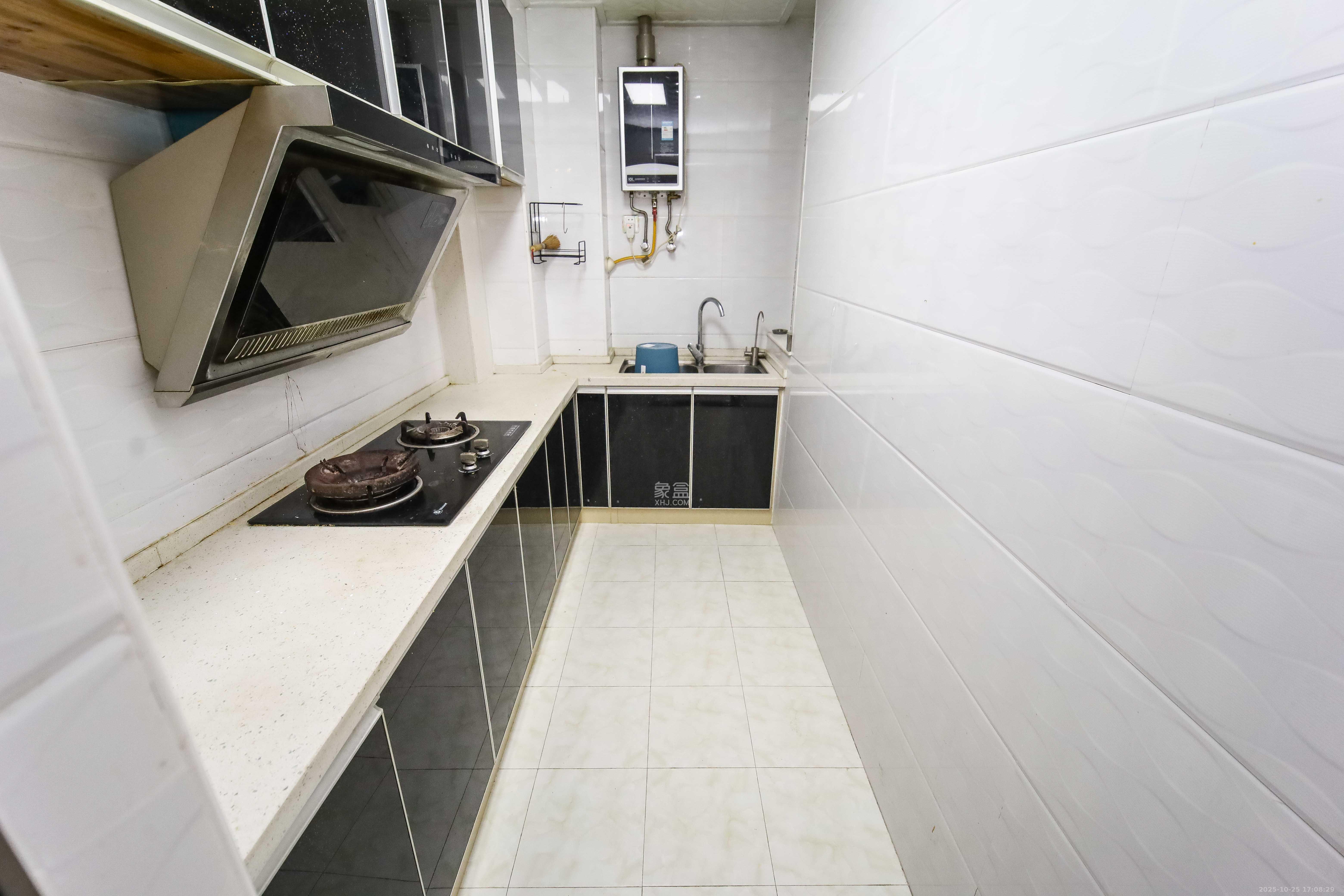 鑫科明珠  2室1厅1卫    87.8万厨房