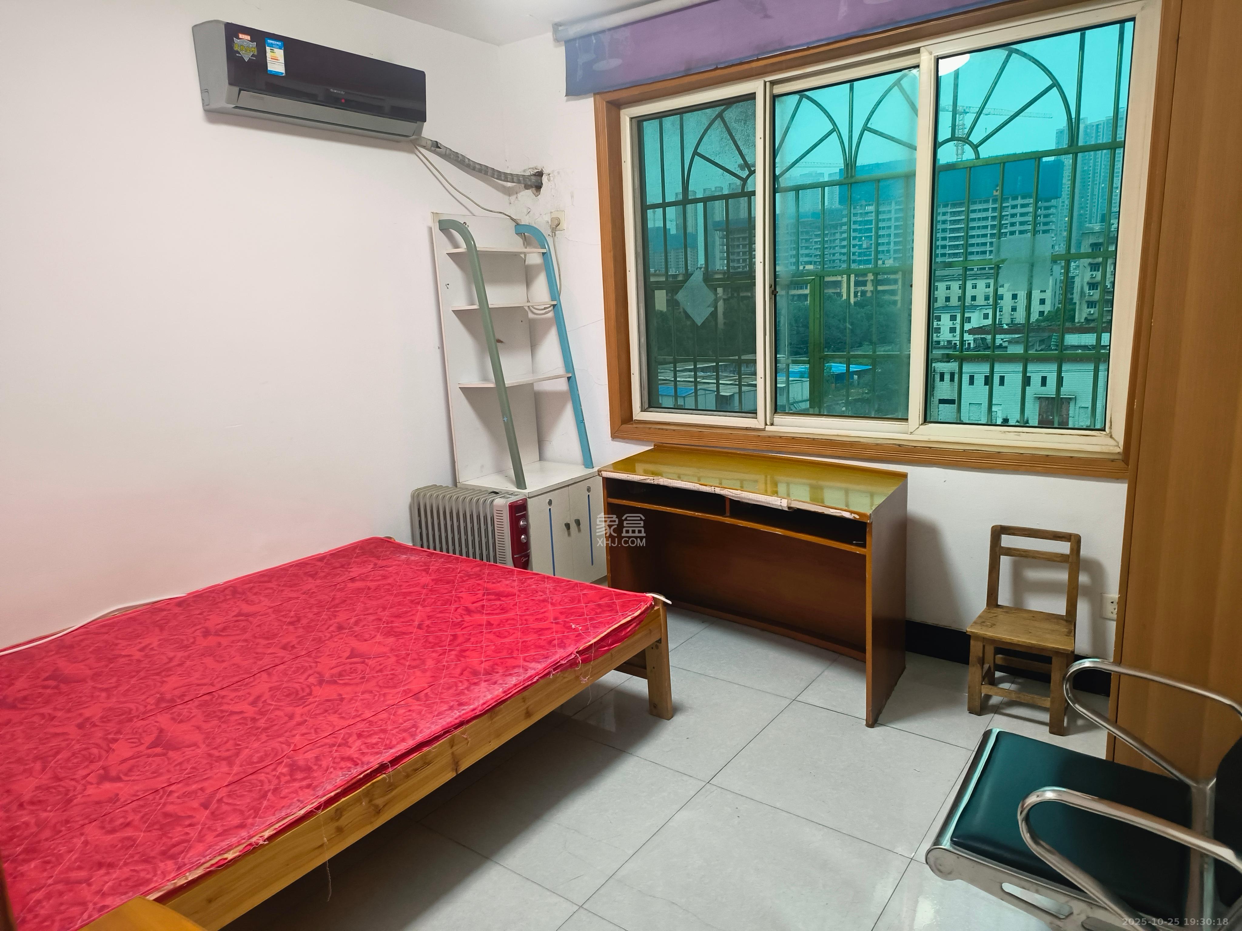 幸福桥、潘家坪路散盘  3室2厅2卫    2200.0元/月 幸福桥、潘家坪路散盘  3室2厅2卫    2200.0元/月室内图