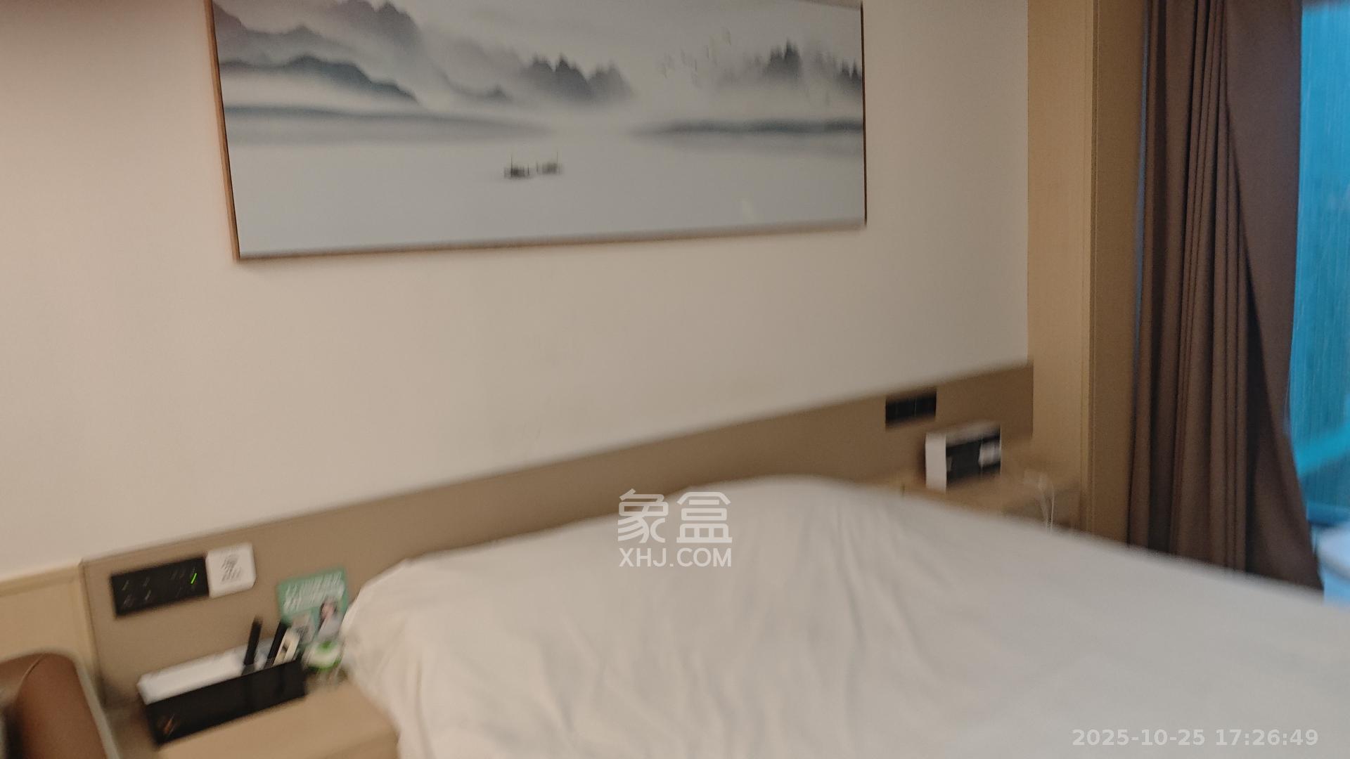 万润时光里  1室1厅1卫    1800.0元/月室内图