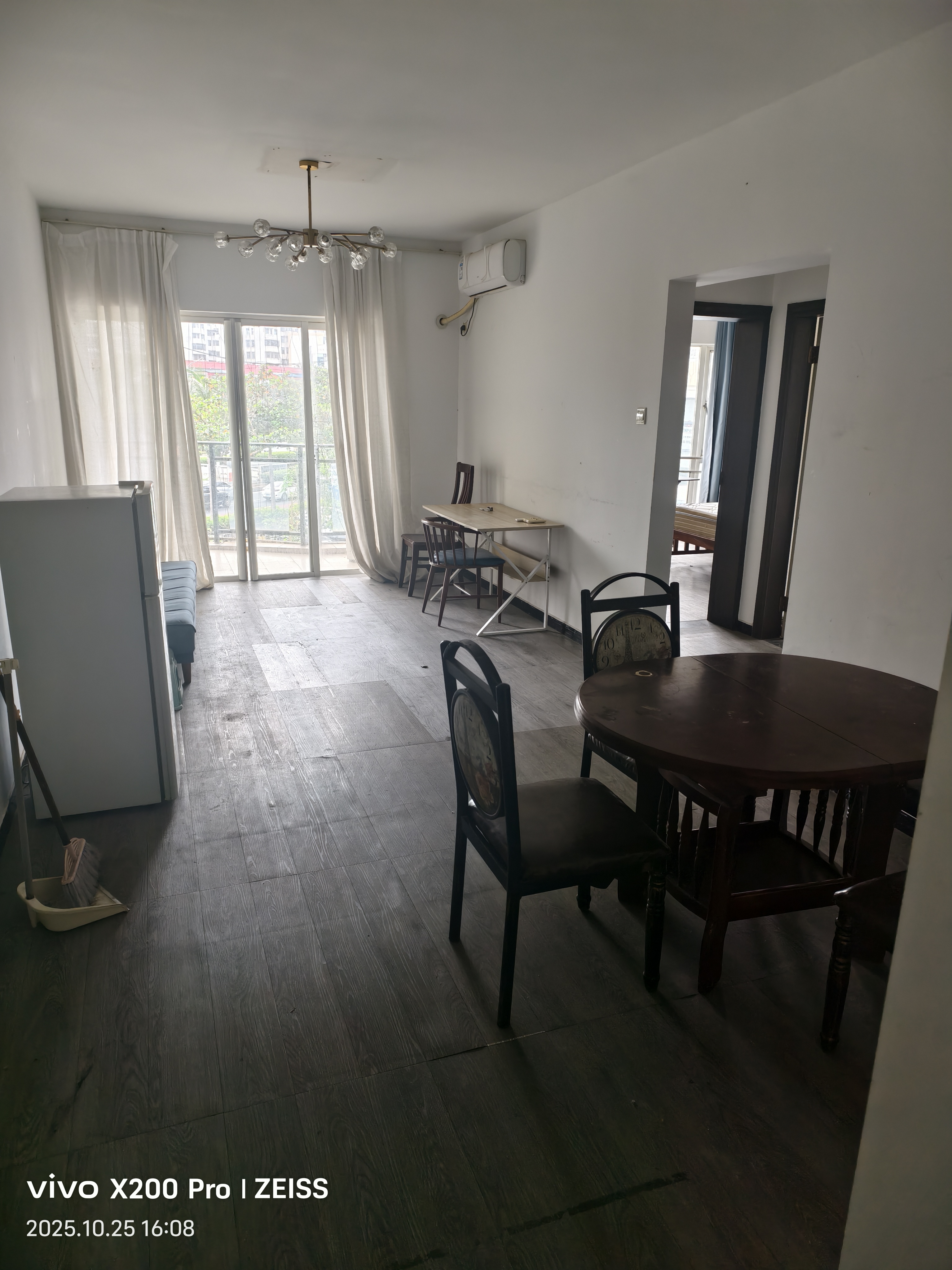 海悦国际  2室2厅1卫    2200.0元/月户型图