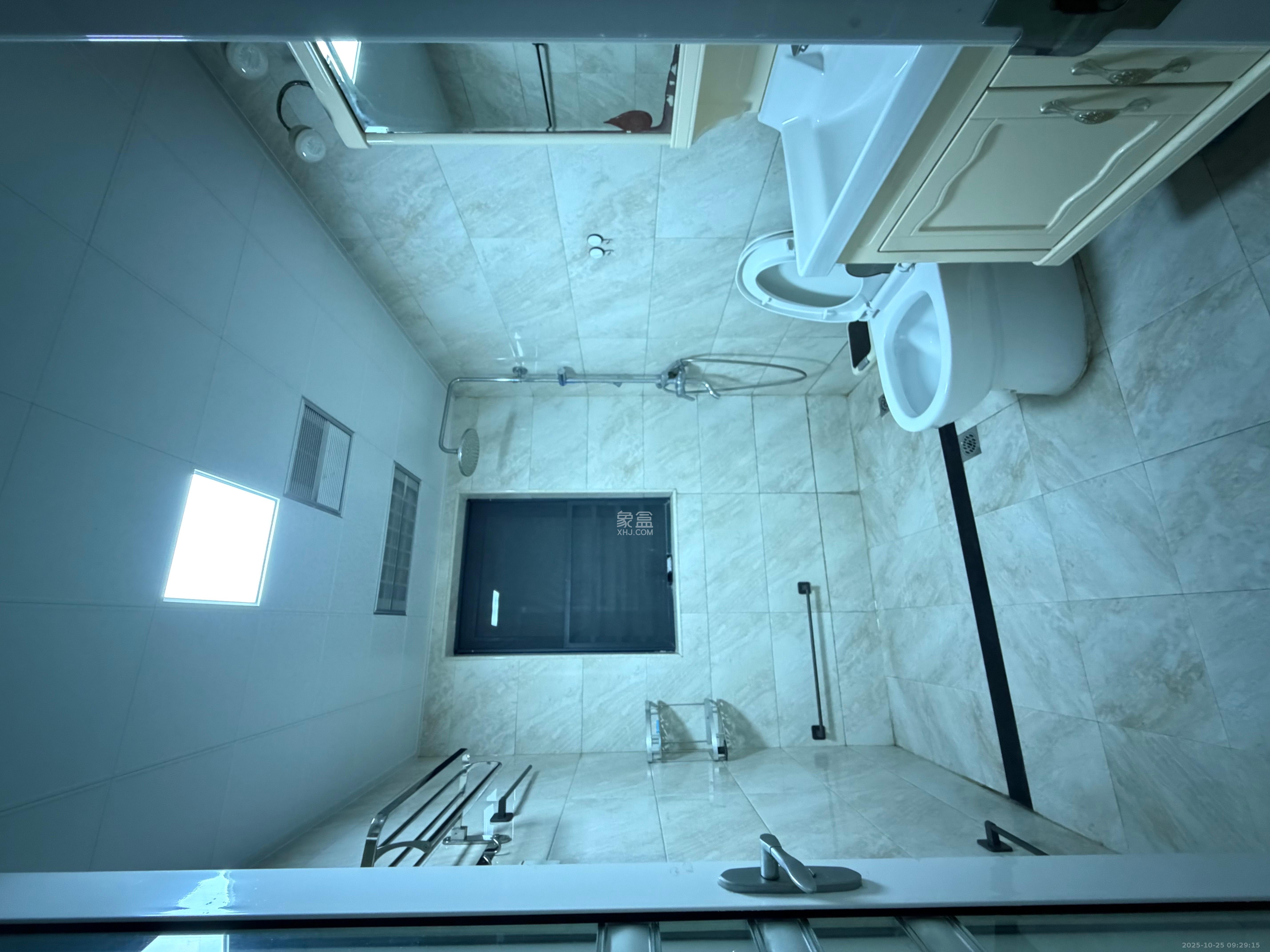 北京御园一二期（国泰嘉园）  4室2厅2卫    2400.0元/月室内图