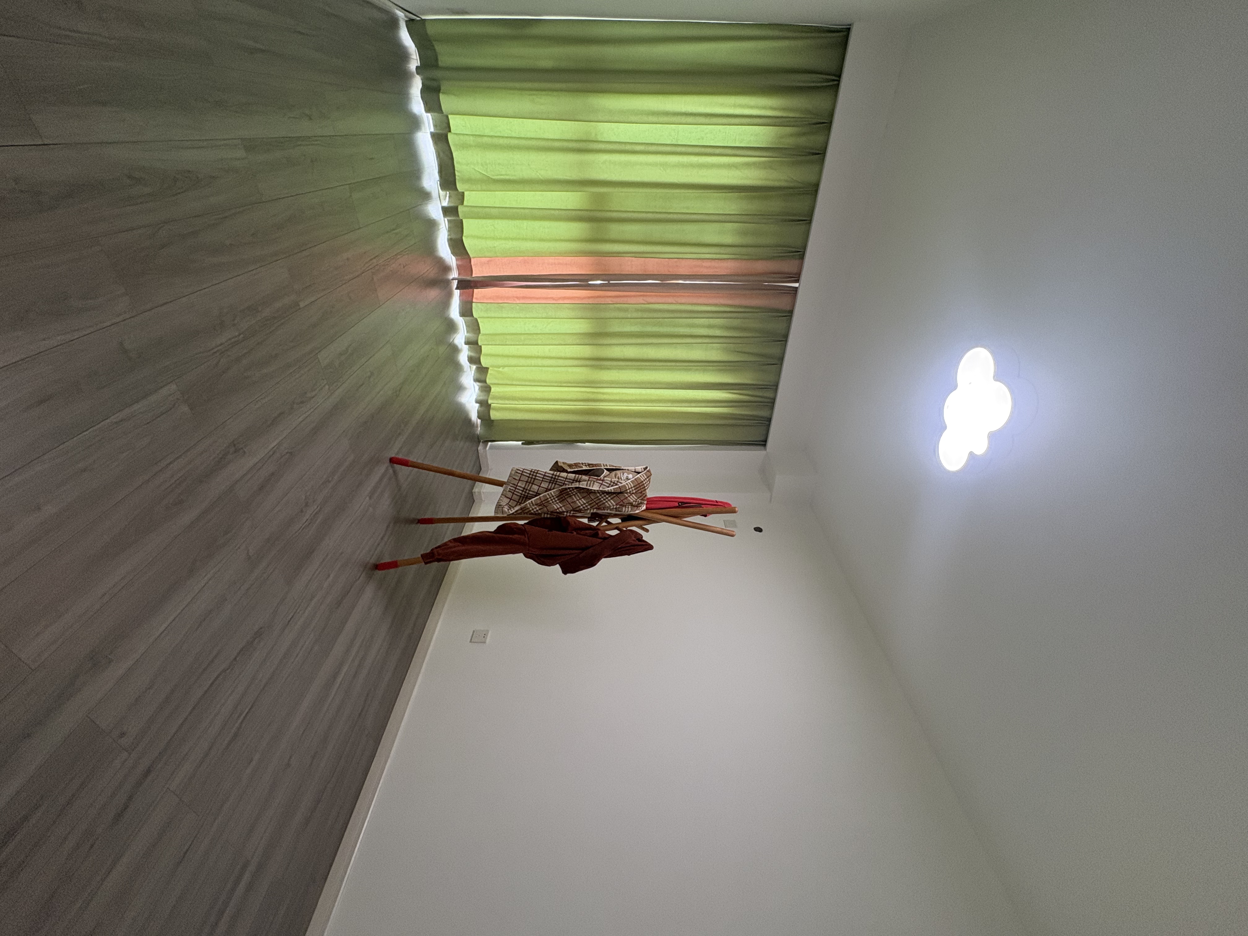 珠江云锦  4室2厅2卫    75.8万室内图