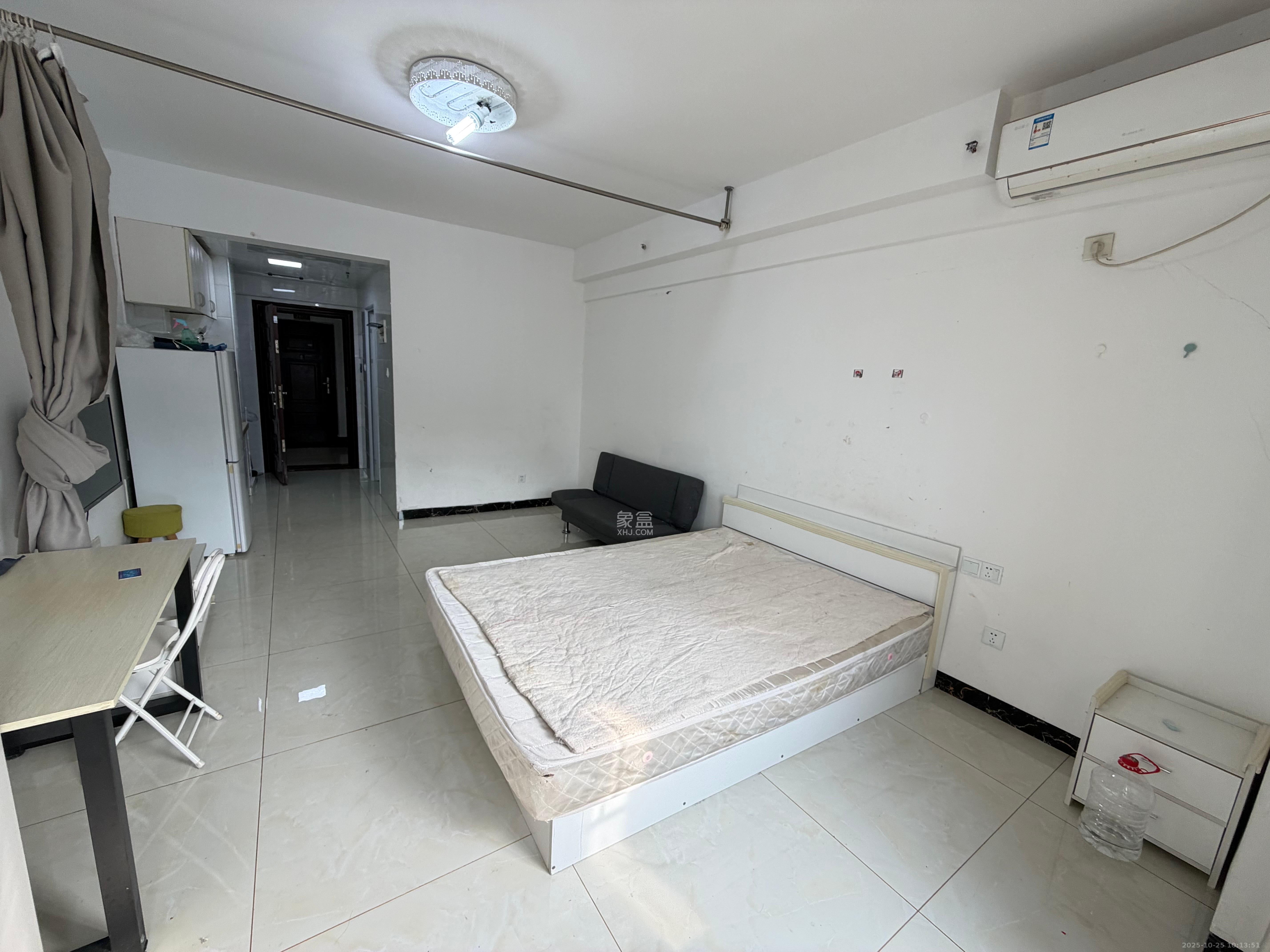 钰龙天下二期(钰龙佳园)  1室1厅1卫    1200.0元/月 钰龙天下二期(钰龙佳园)  1室1厅1卫    1200.0元/月室内图