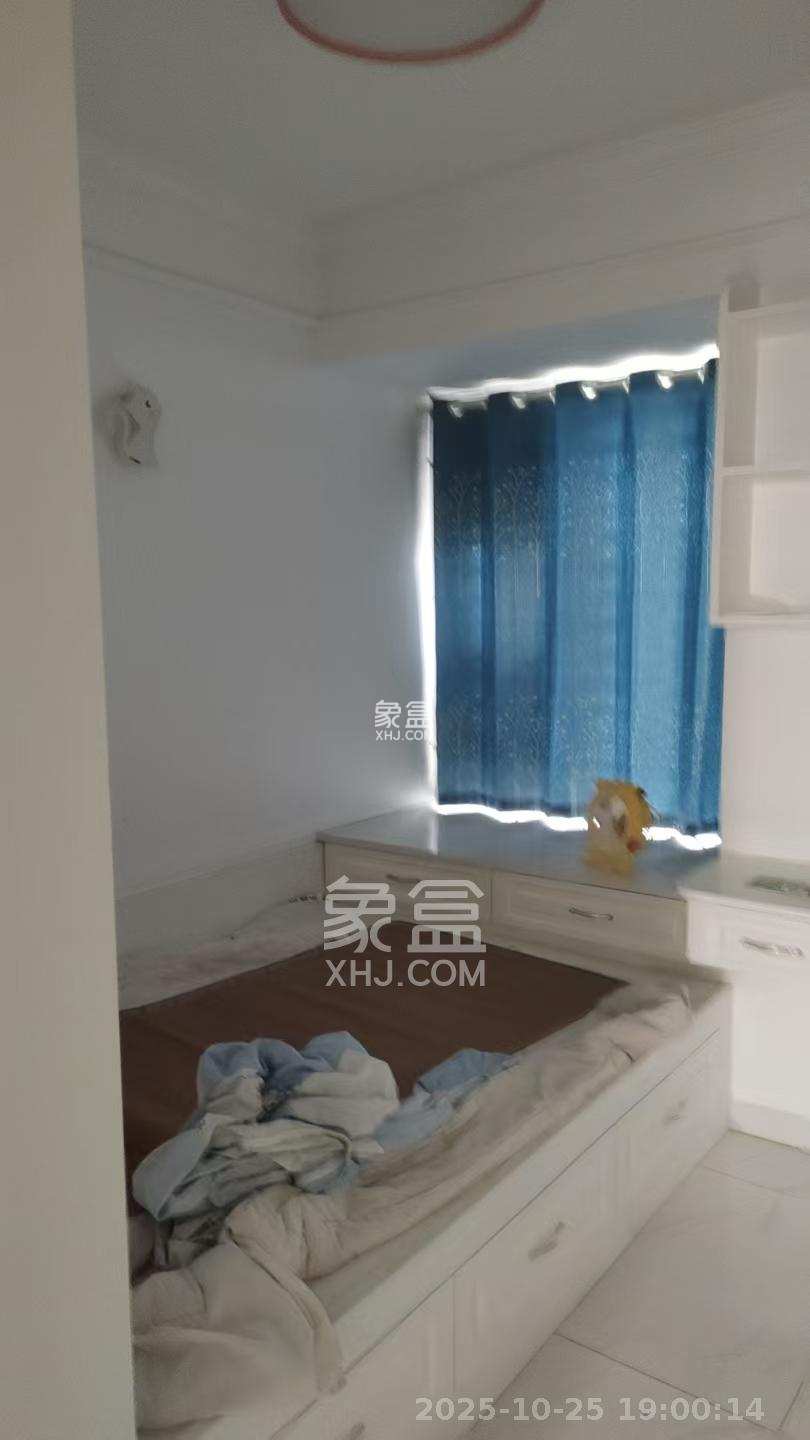 佳兆业君汇上品  4室2厅2卫    2000.0元/月 佳兆业君汇上品  4室2厅2卫    2000.0元/月室内图