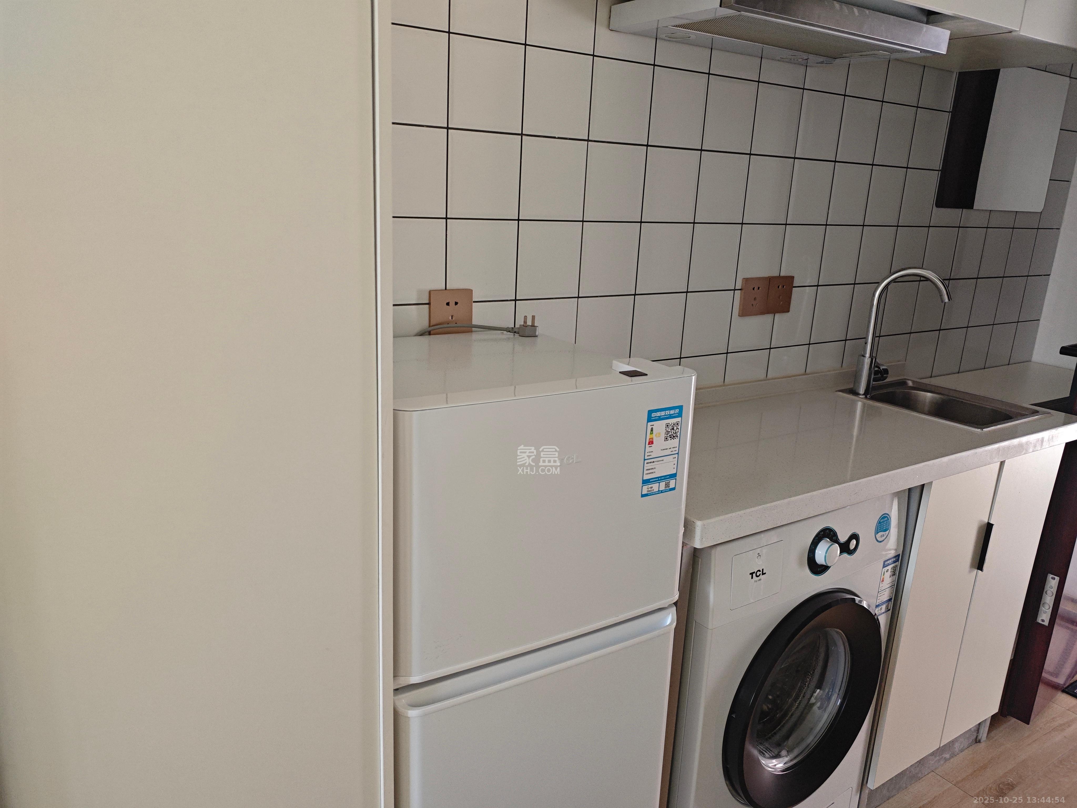 阳光城檀悦 1室1厅1卫 2000.0元/月 阳光城檀悦 1室1厅1卫 2000.0元/月室内图