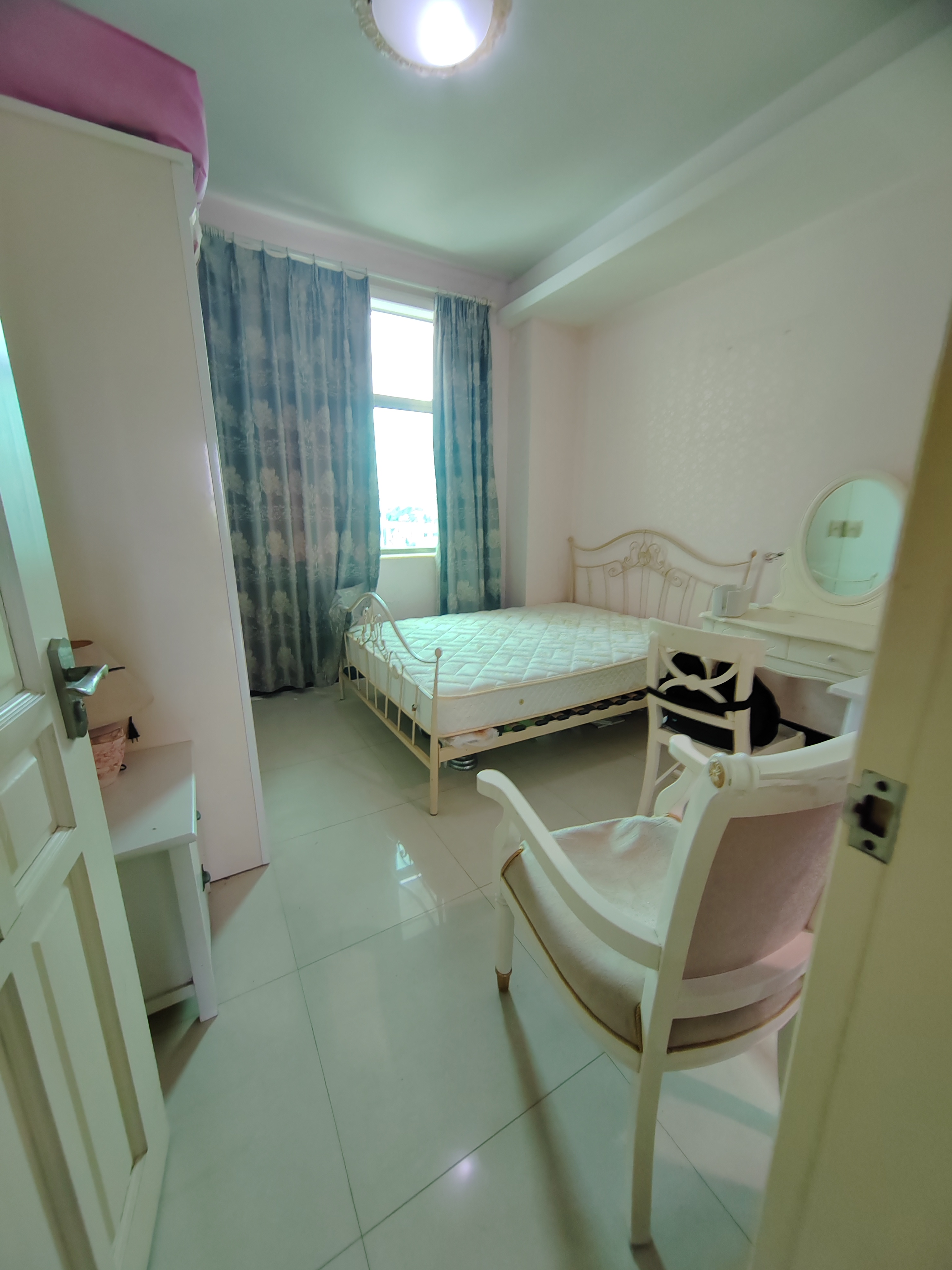 阳光巴洛克小区  4室2厅2卫    2400.0元/月室内图