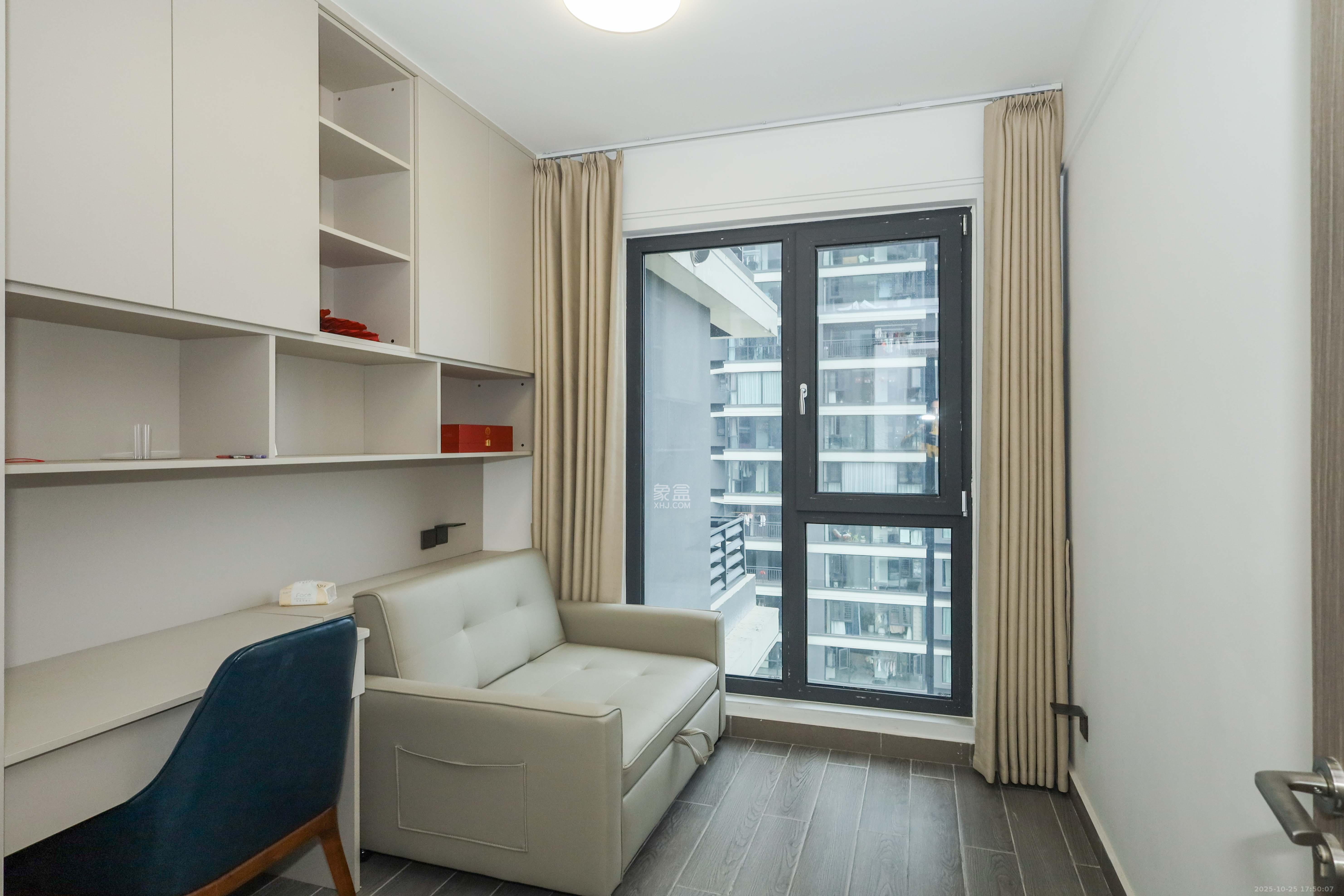 旭辉铂宸府  4室2厅2卫    158.0万 旭辉铂宸府  4室2厅2卫    158.0万卧室