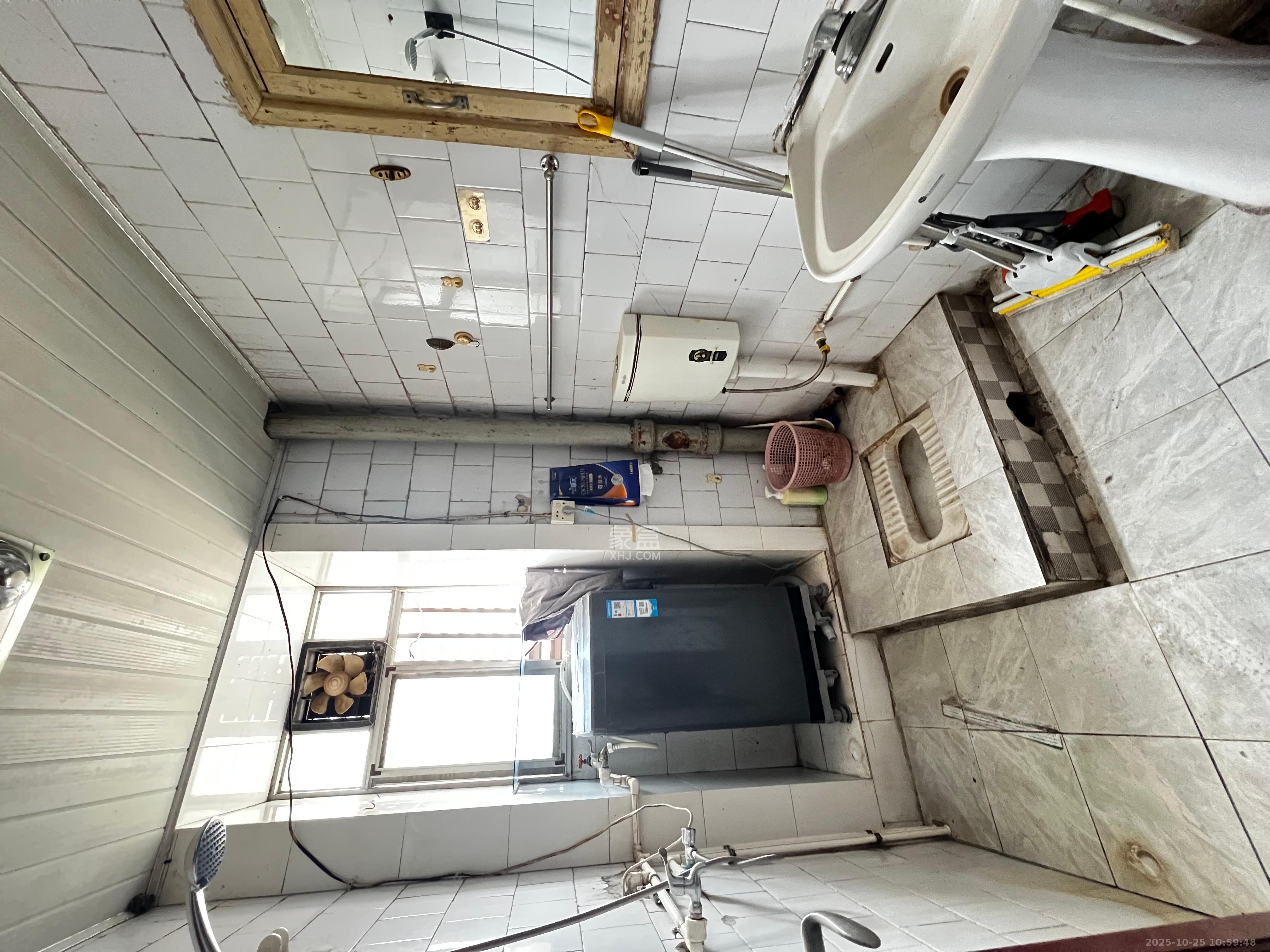 群芳园  3室2厅1卫    1500.0元/月室内图