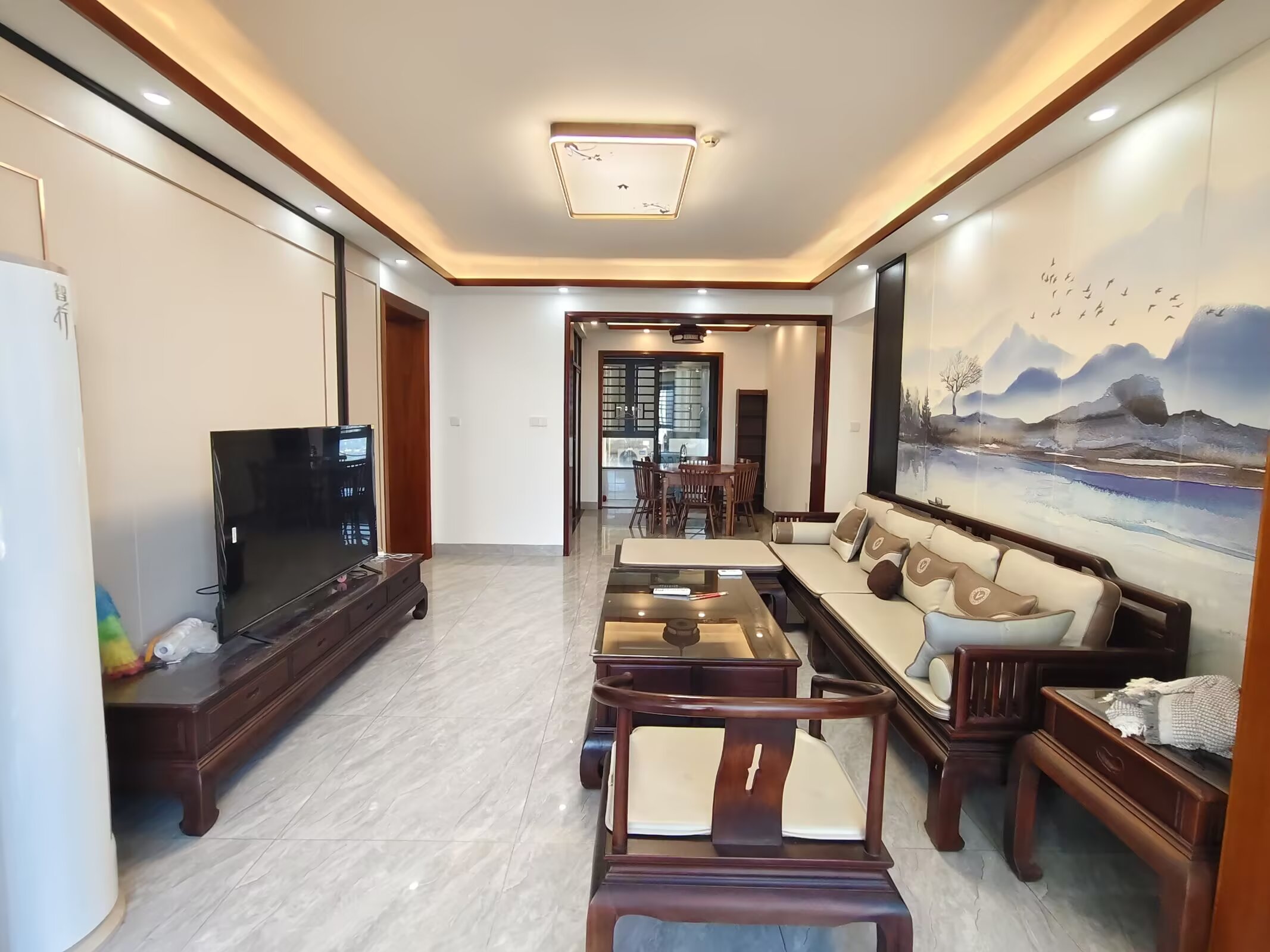 金城新天地  3室2厅2卫    4000.0元/月室内图