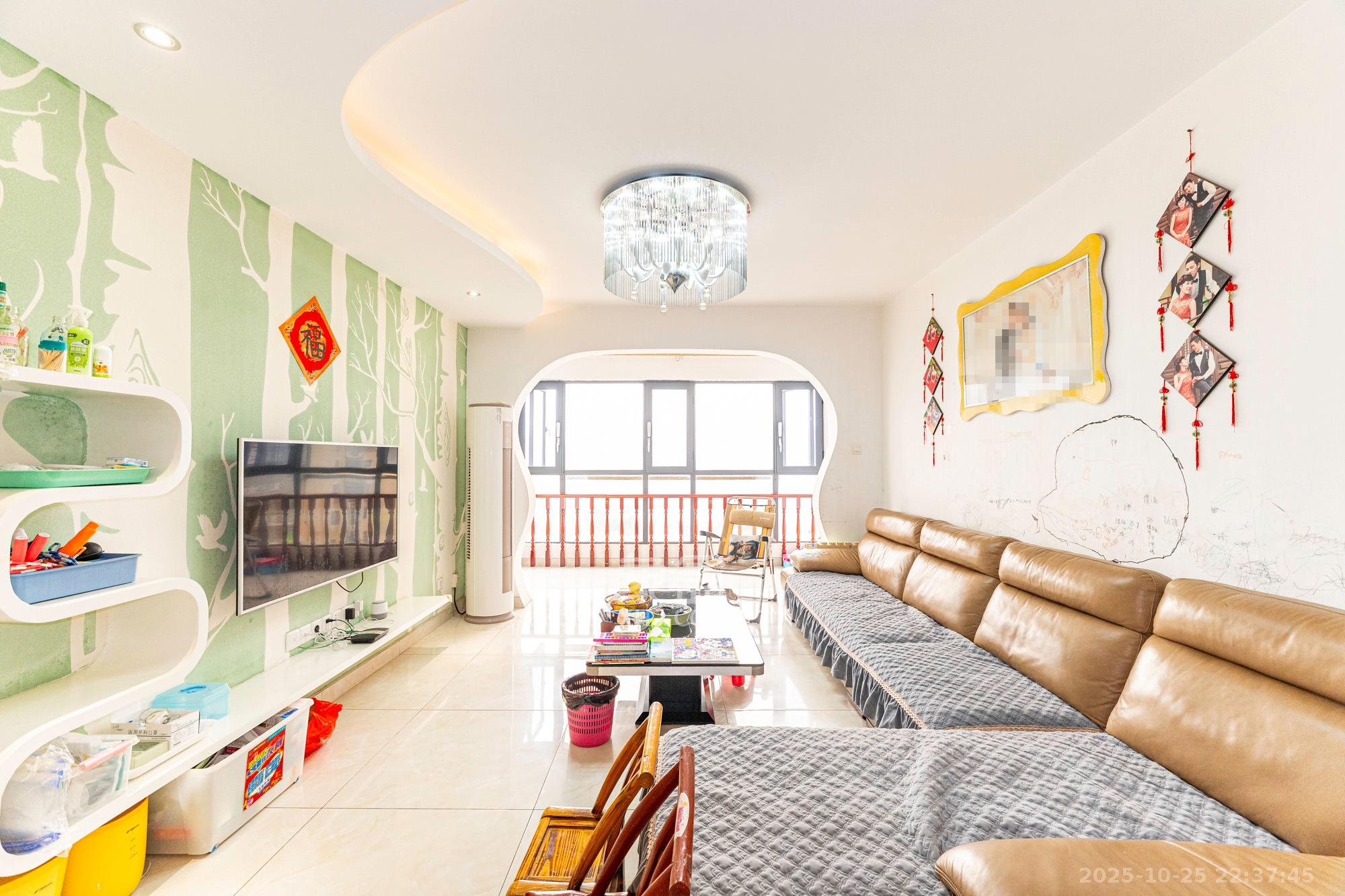 悦湖山  4室2厅2卫    85.0万