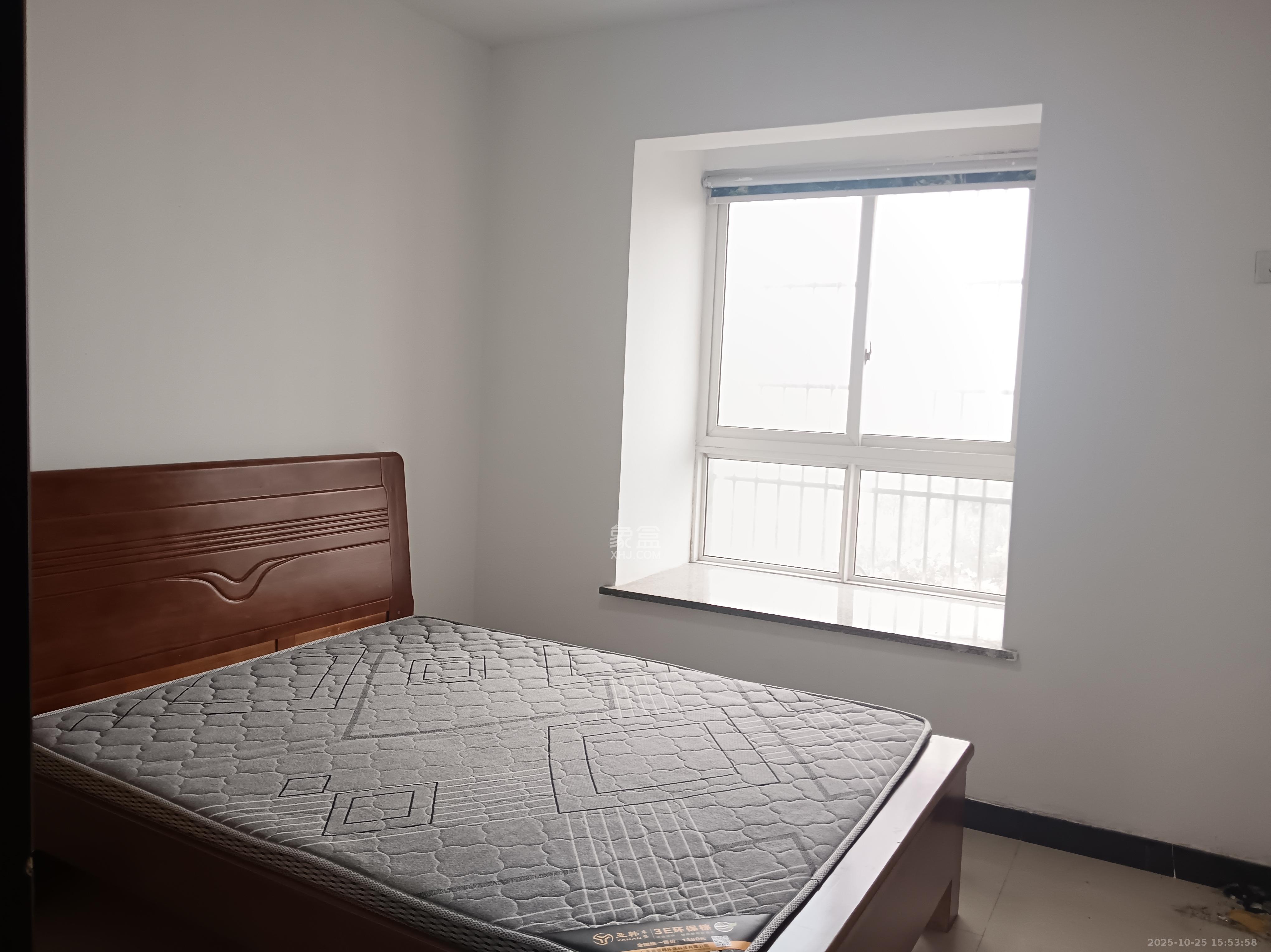 东门尚苑  3室2厅2卫    1600.0元/月室内图