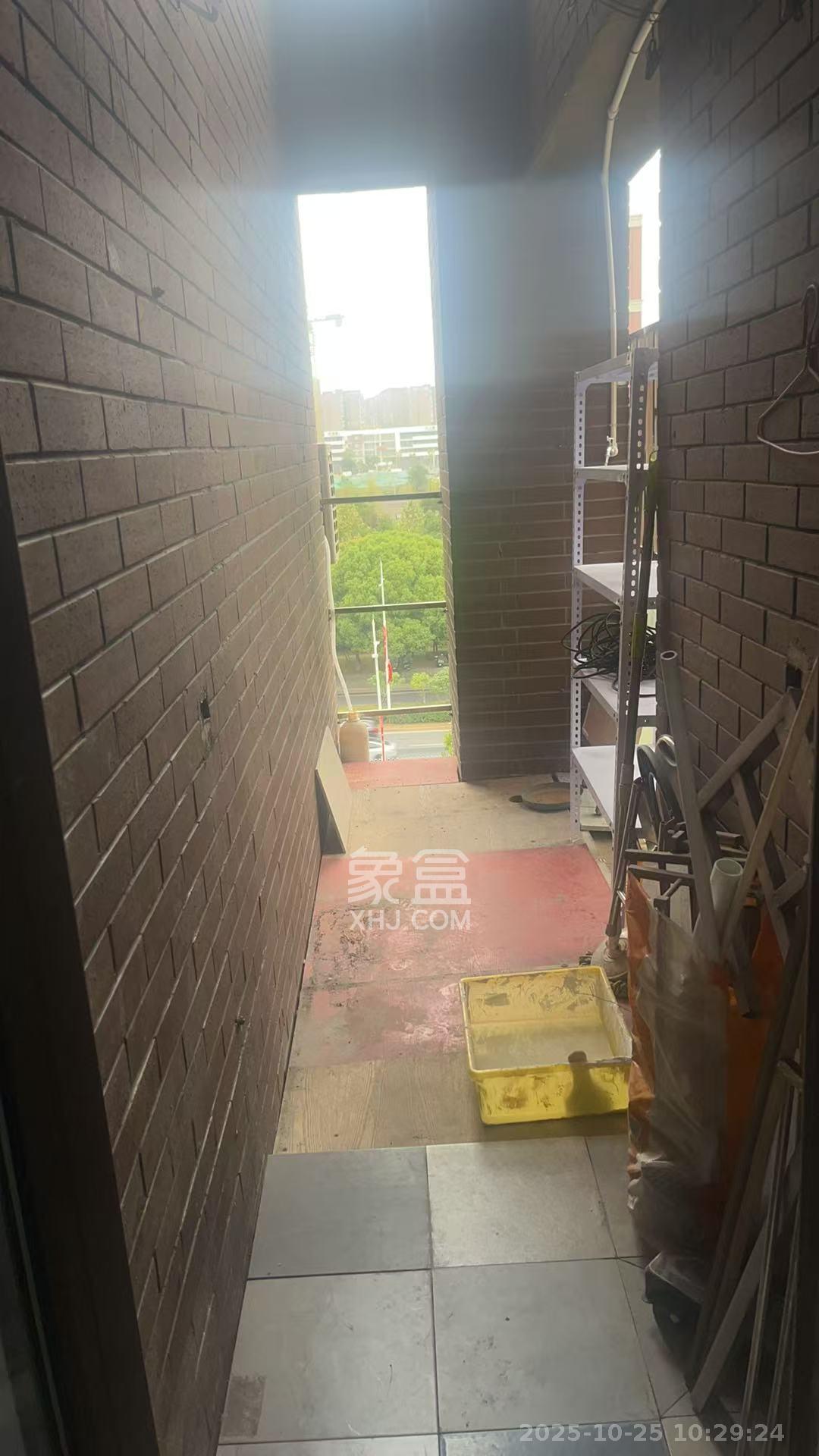 绿地公馆(绿地名邸) 1室1厅1卫 1400.0元/月 绿地公馆(绿地名邸) 1室1厅1卫 1400.0元/月室内图