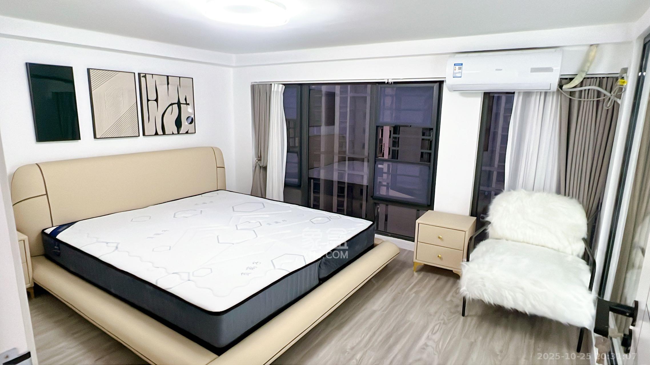 卓越中寰  3室2厅2卫    3700.0元/月 卓越中寰  3室2厅2卫    3700.0元/月室内图