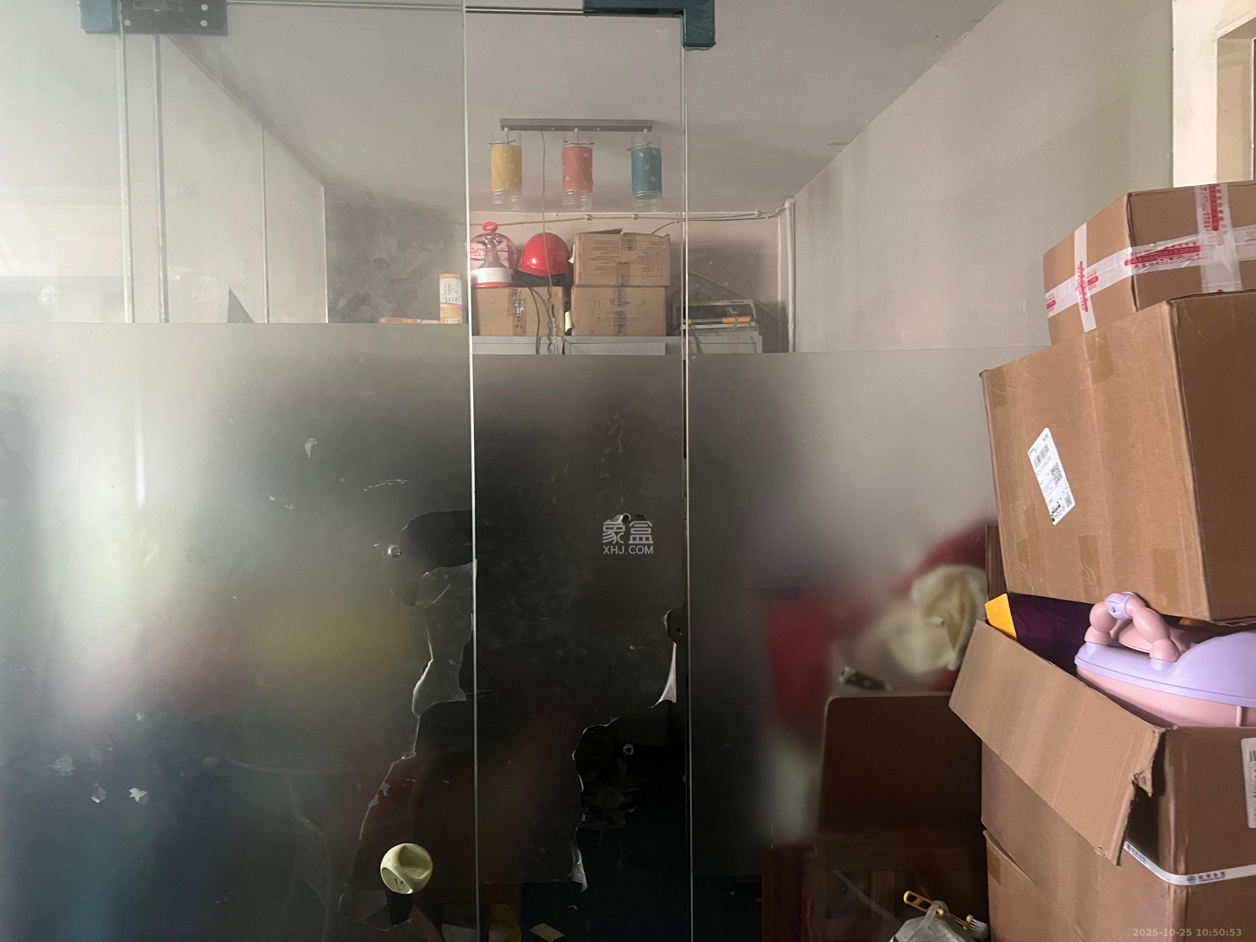 凯华大厦   57.0㎡      2650.0元/月室内图