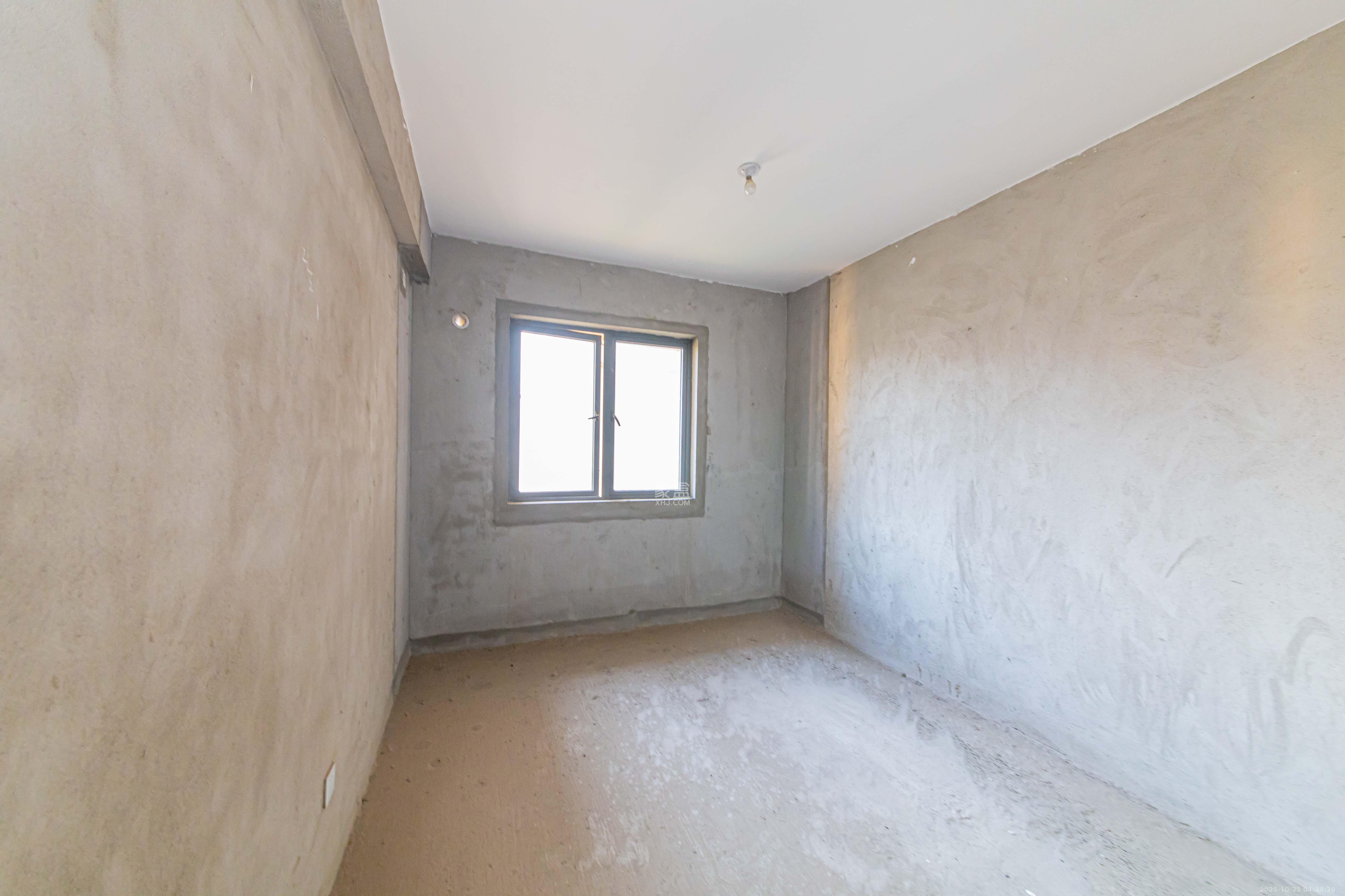 中建芙蓉嘉苑 4室2厅2卫 128.0万 中建芙蓉嘉苑 4室2厅2卫 128.0万卧室