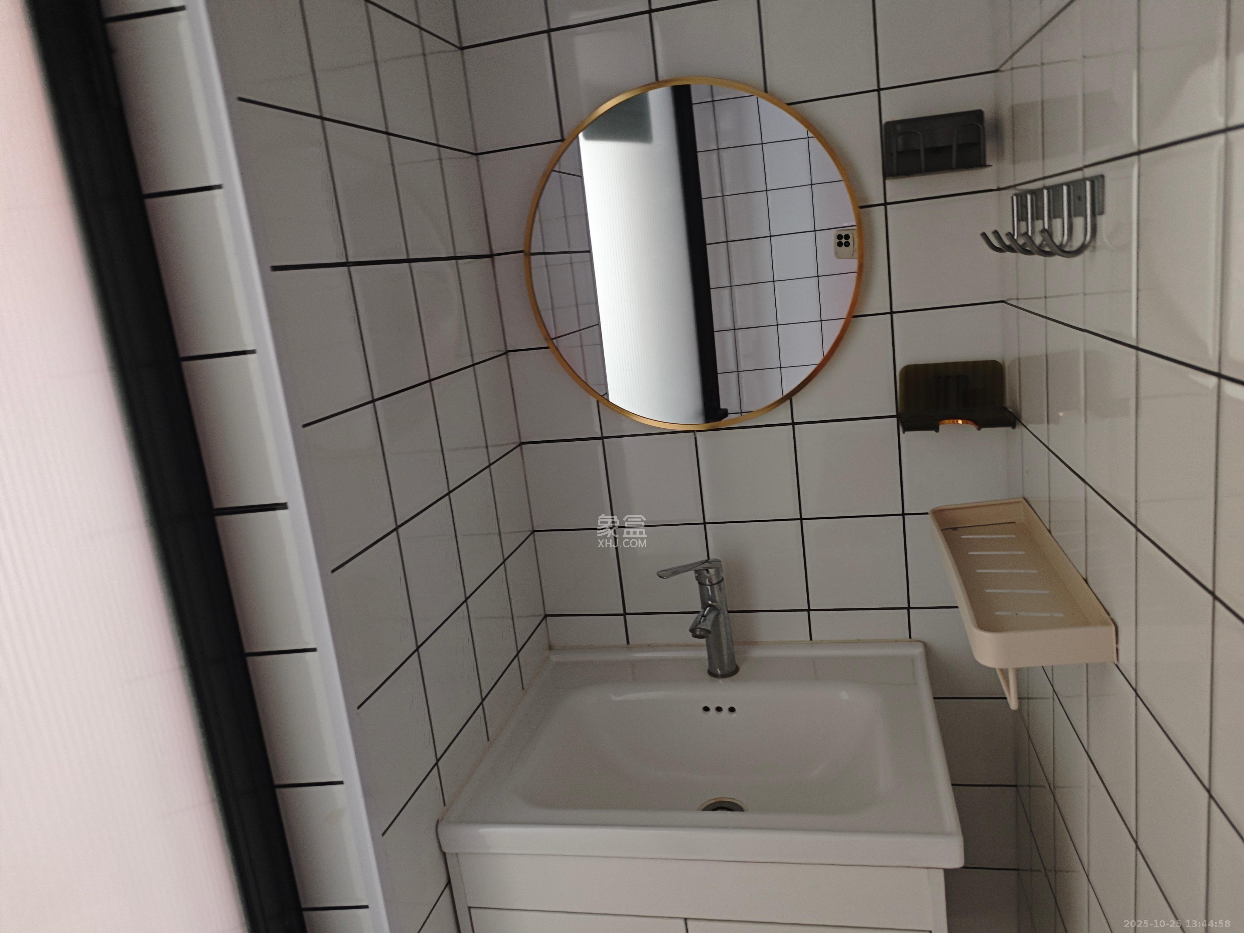 阳光城檀悦 1室1厅1卫 2000.0元/月 阳光城檀悦 1室1厅1卫 2000.0元/月室内图