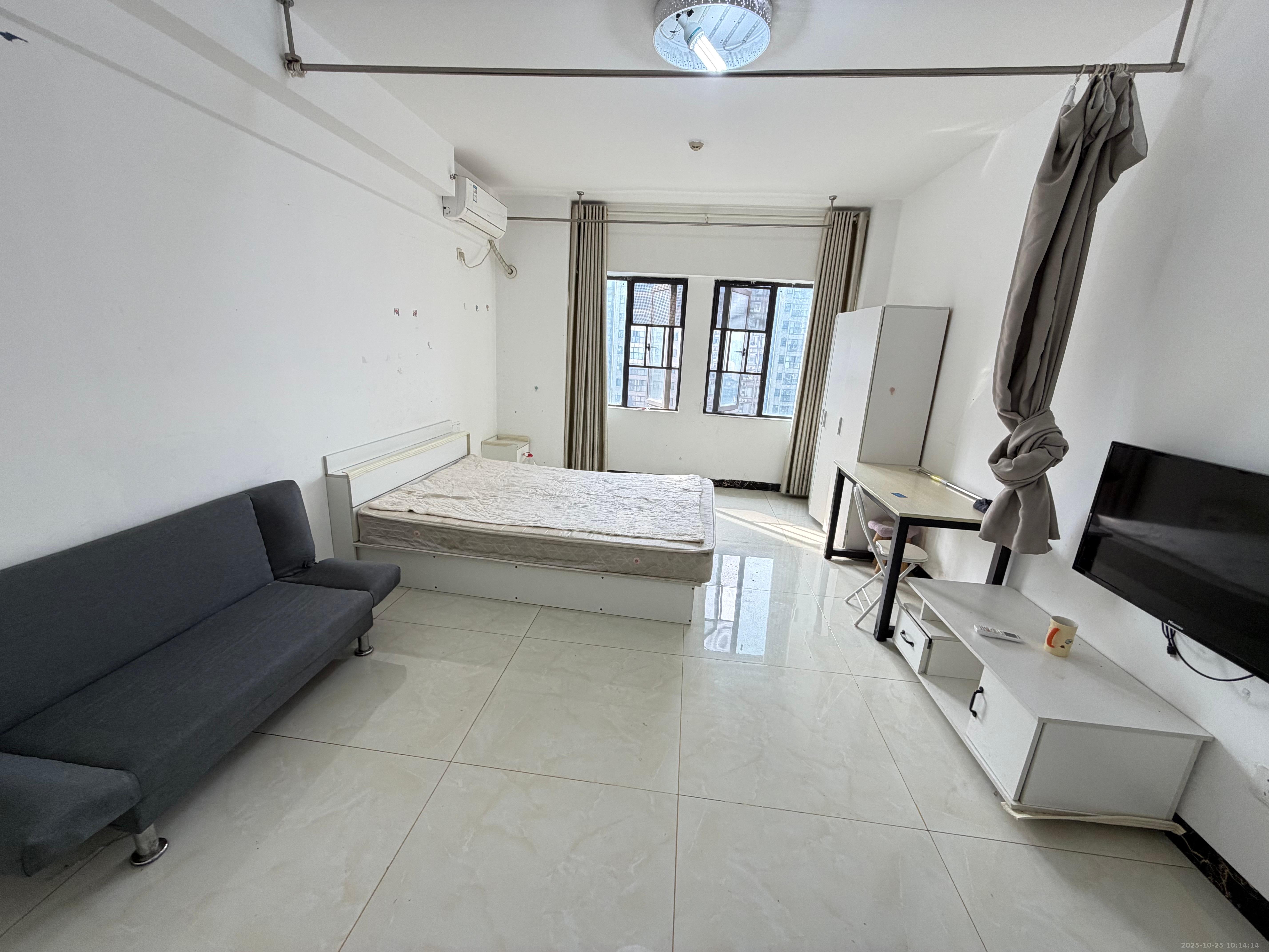 钰龙天下二期（钰龙佳园）  1室1厅1卫    1200.0元/月室内图