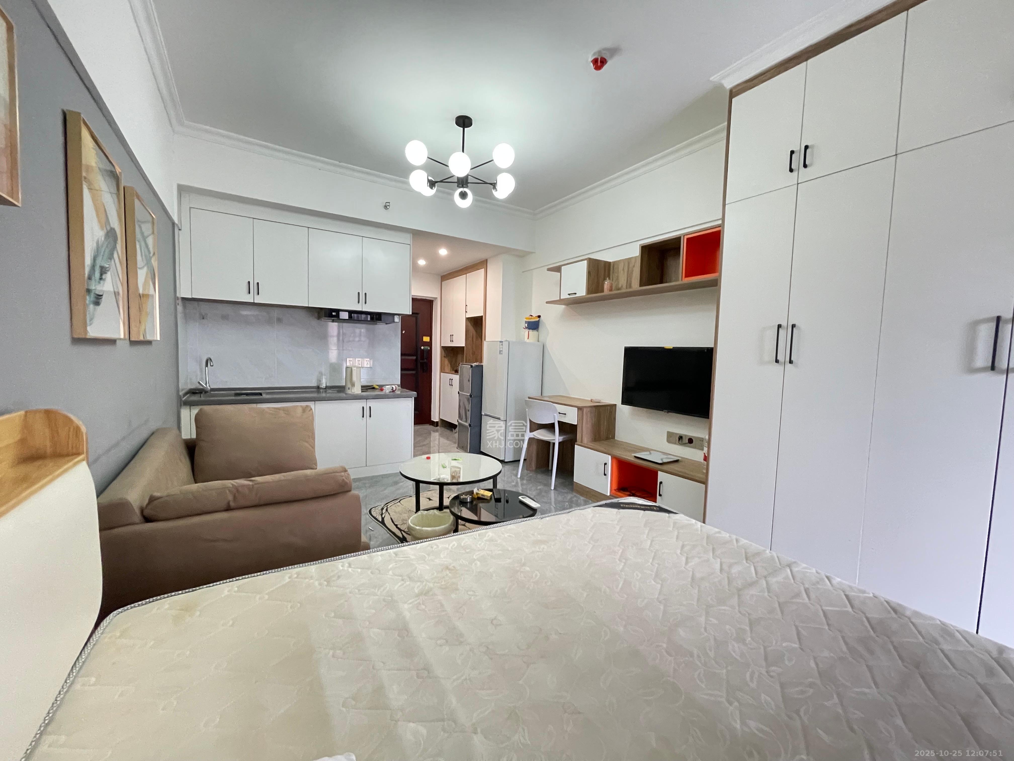 欣隆居  1室0厅0卫    1600.0元/月 欣隆居  1室0厅0卫    1600.0元/月室内图