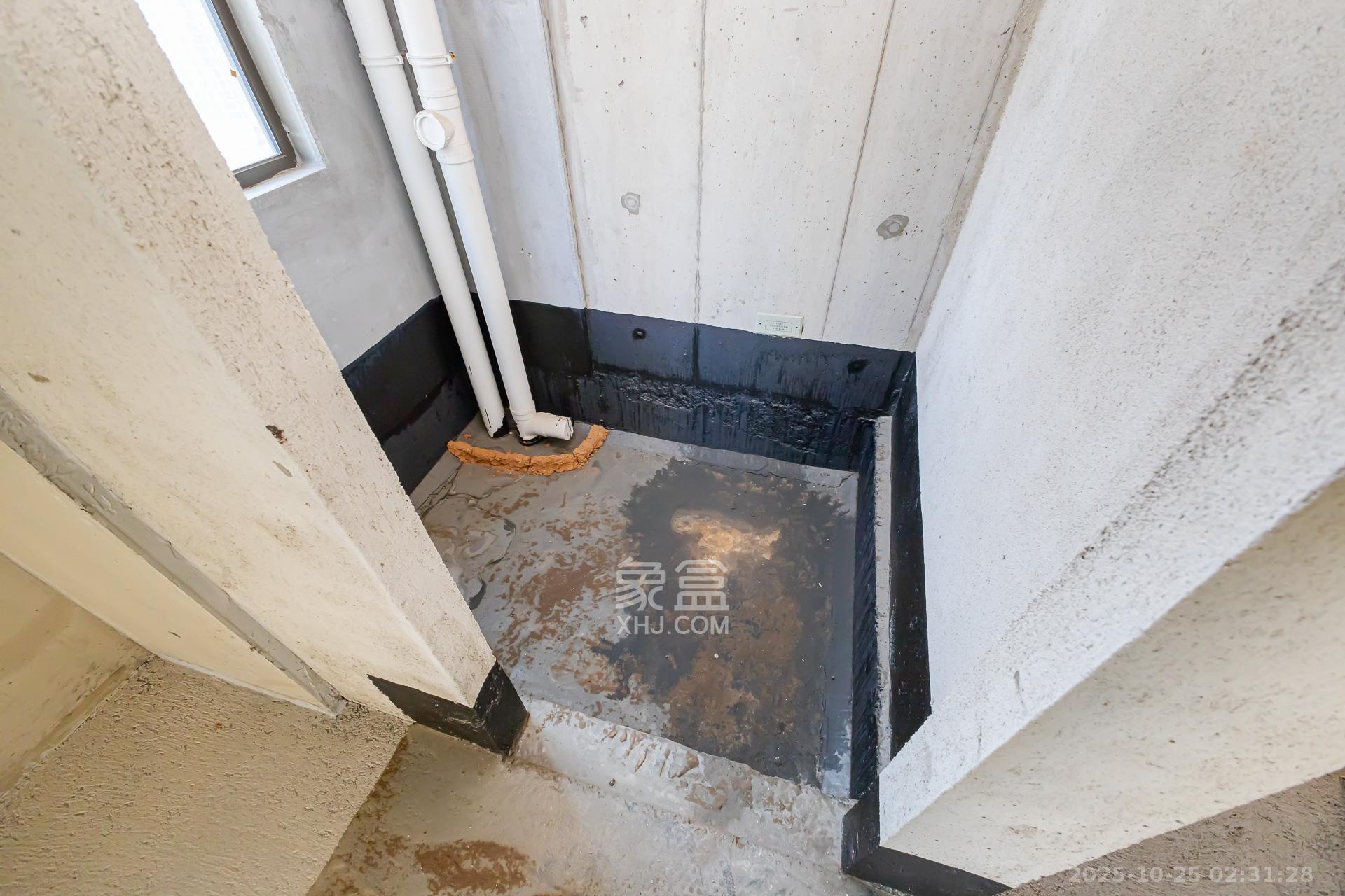 润和湘江天地C区  4室2厅2卫    160.0万卫生间