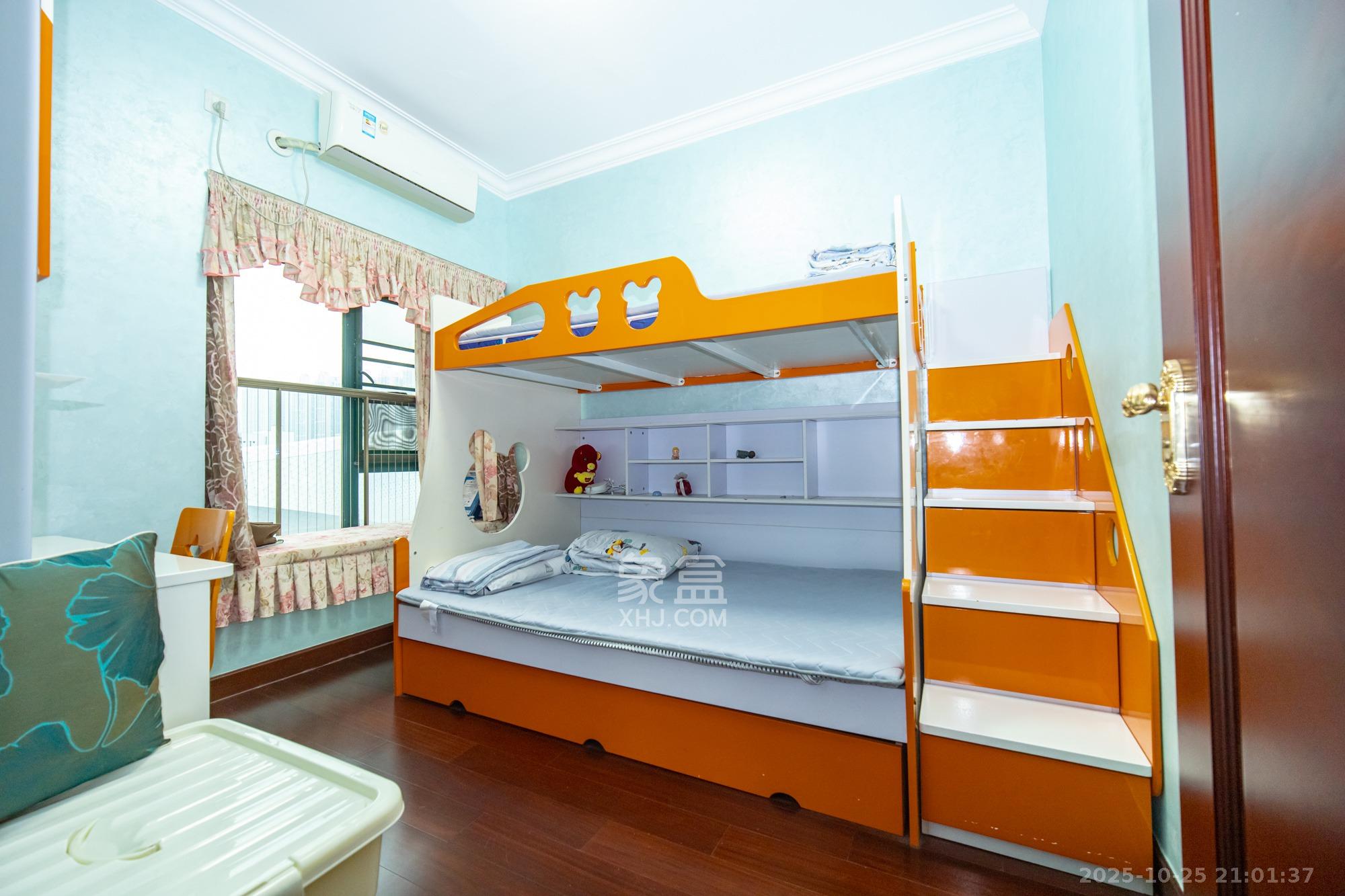 恒大翡翠华庭 3室2厅1卫 106.0万 恒大翡翠华庭 3室2厅1卫 106.0万卧室