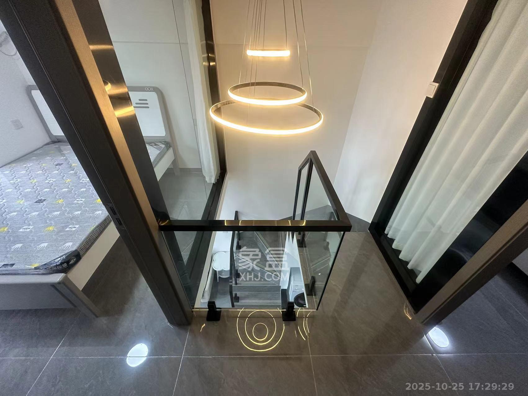 清控湖山雅居北区  2室1厅1卫    2000.0元/月室内图