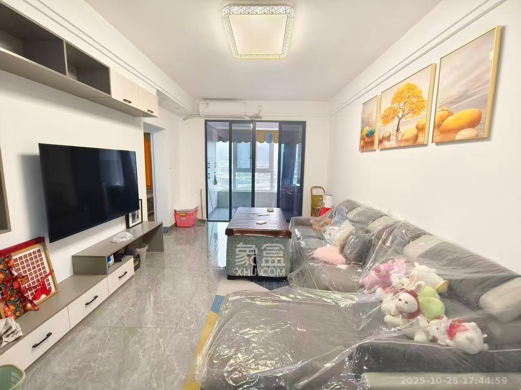 珠江东方明珠(新地东方明珠)三期  3室2厅1卫    2200.0元/月 珠江东方明珠(新地东方明珠)三期  3室2厅1卫    2200.0元/月室内图