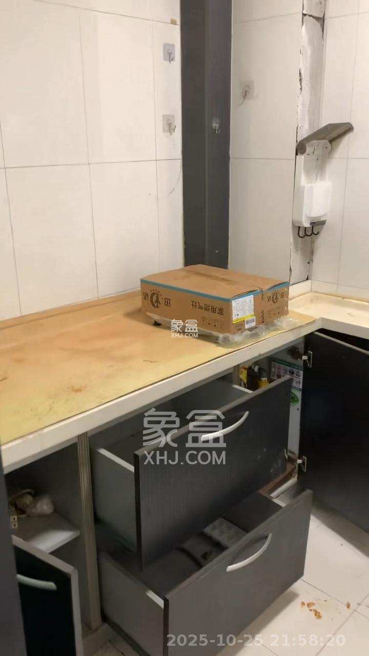 星典时代  1室0厅1卫    800.0元/月 星典时代  1室0厅1卫    800.0元/月室内图