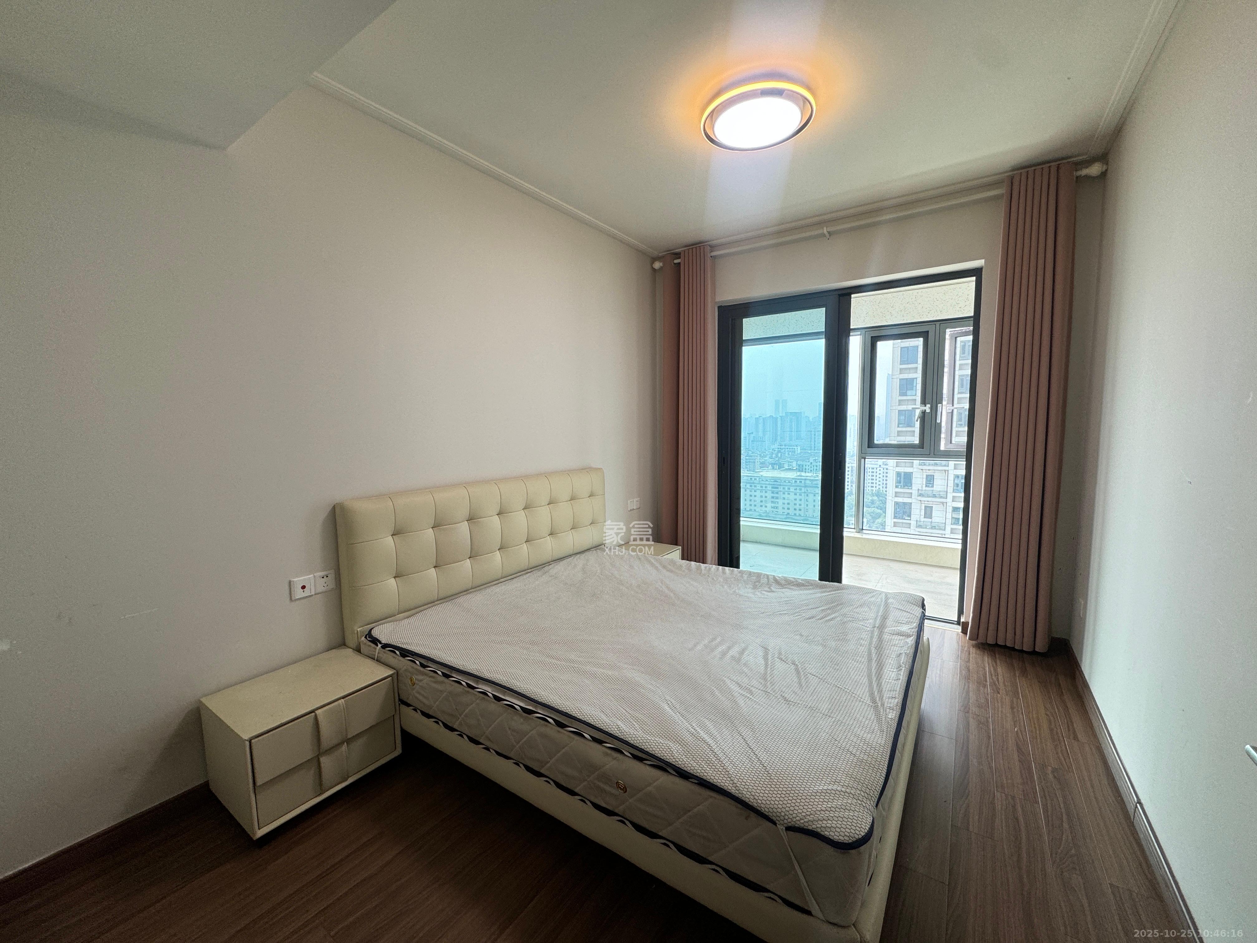 保利中环广场（保利中悦苑）  4室2厅2卫    4500.0元/月室内图