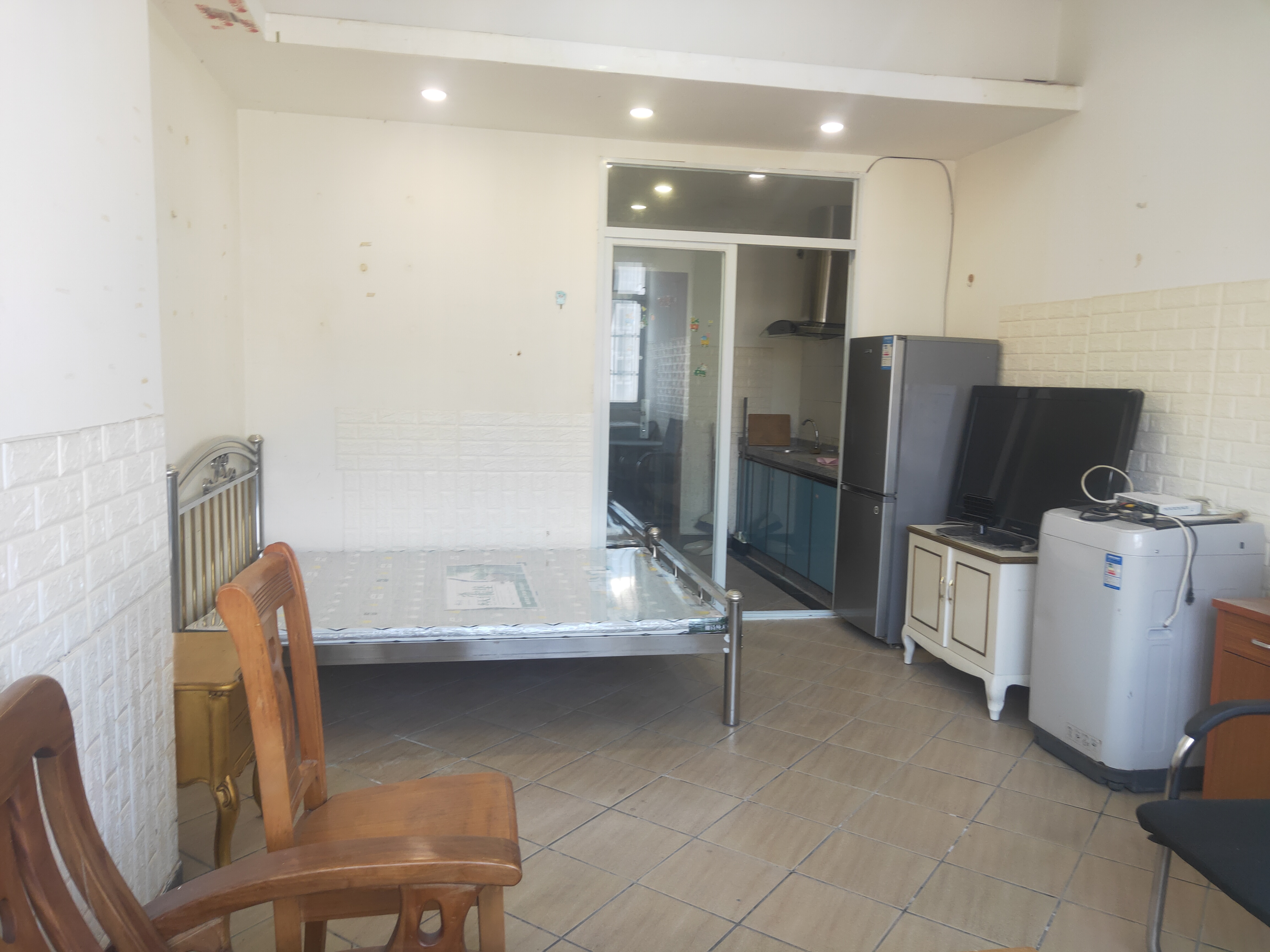 银达大厦（银达商务大厦）  1室0厅0卫    1300.0元/月室内图