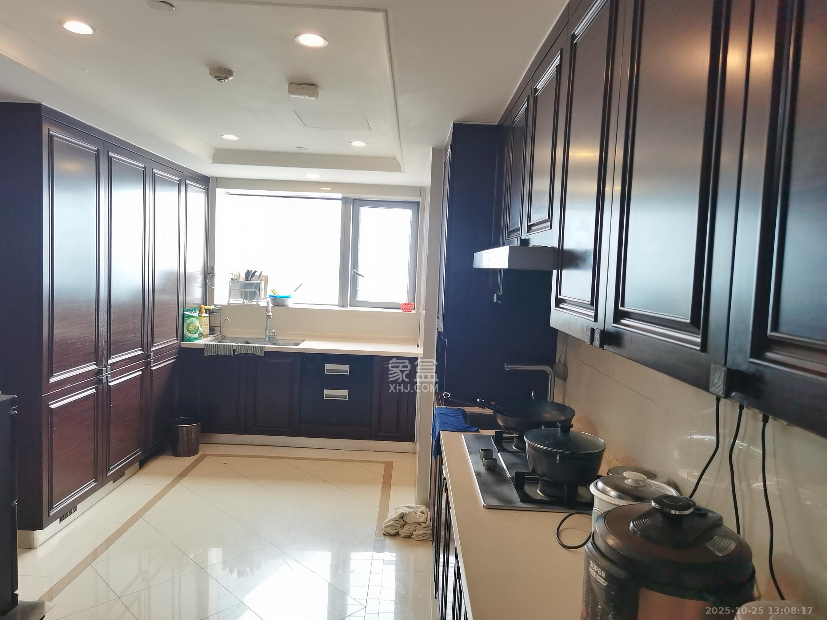 华远隆玺 4室2厅3卫 9800.0元/月 华远隆玺 4室2厅3卫 9800.0元/月室内图