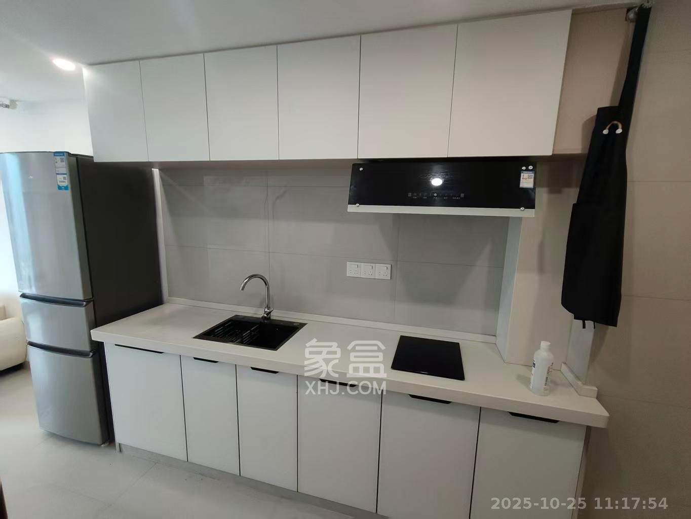 卓越中寰  2室1厅1卫    2600.0元/月 卓越中寰  2室1厅1卫    2600.0元/月室内图