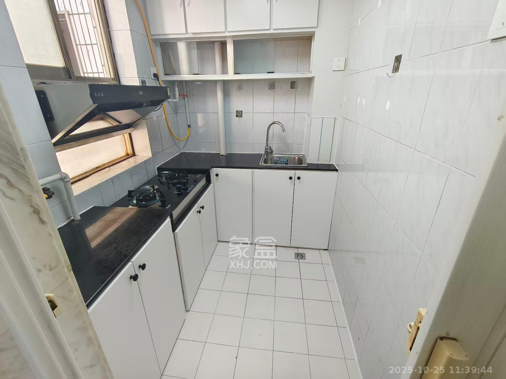 长沙市自来水公司住宅小区(白沙路119号) 2室2厅1卫 2500.0元/月 长沙市自来水公司住宅小区(白沙路119号) 2室2厅1卫 2500.0元/月室内图