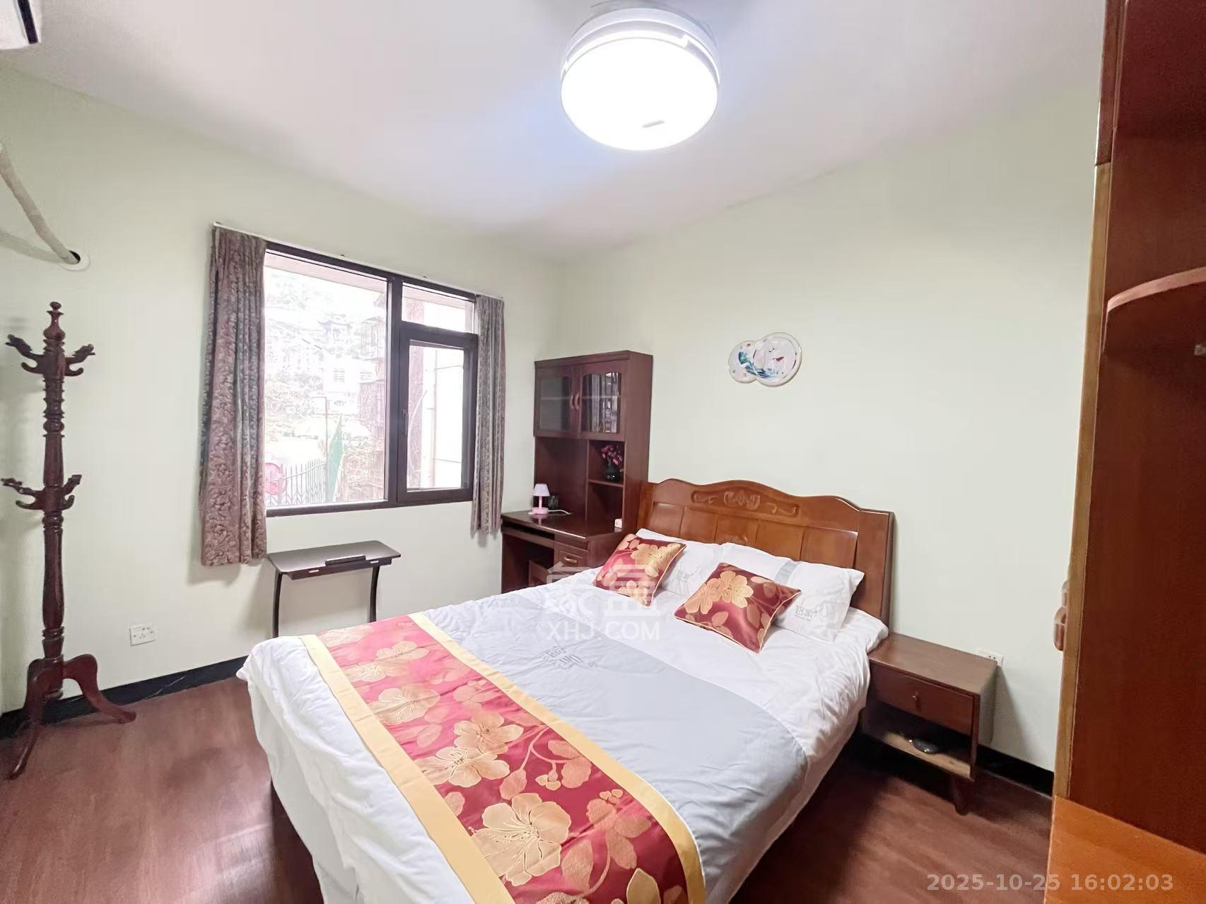 湖南警察学院白云路宿舍区  2室2厅1卫    1900.0元/月 湖南警察学院白云路宿舍区  2室2厅1卫    1900.0元/月室内图