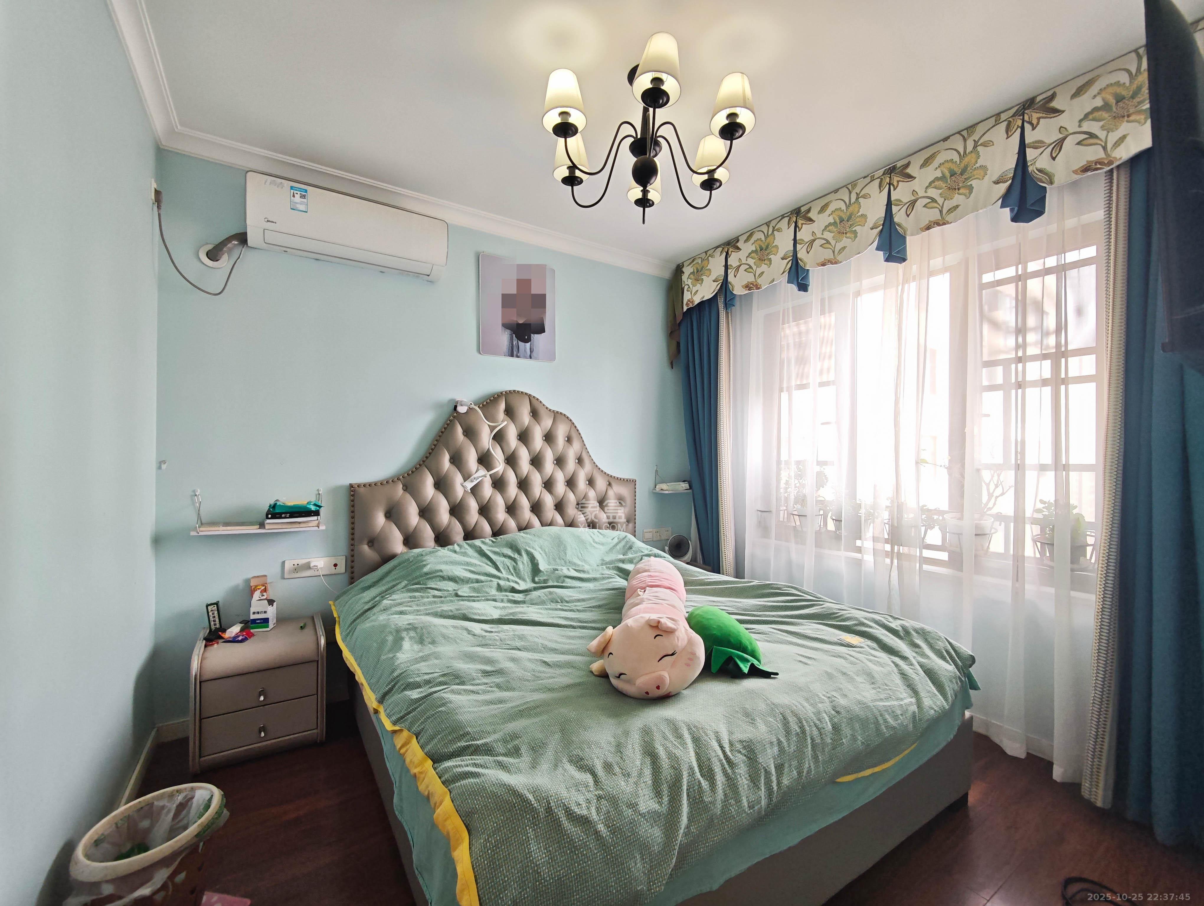 万科魅力之城观澜里  3室2厅2卫    109.0万卧室