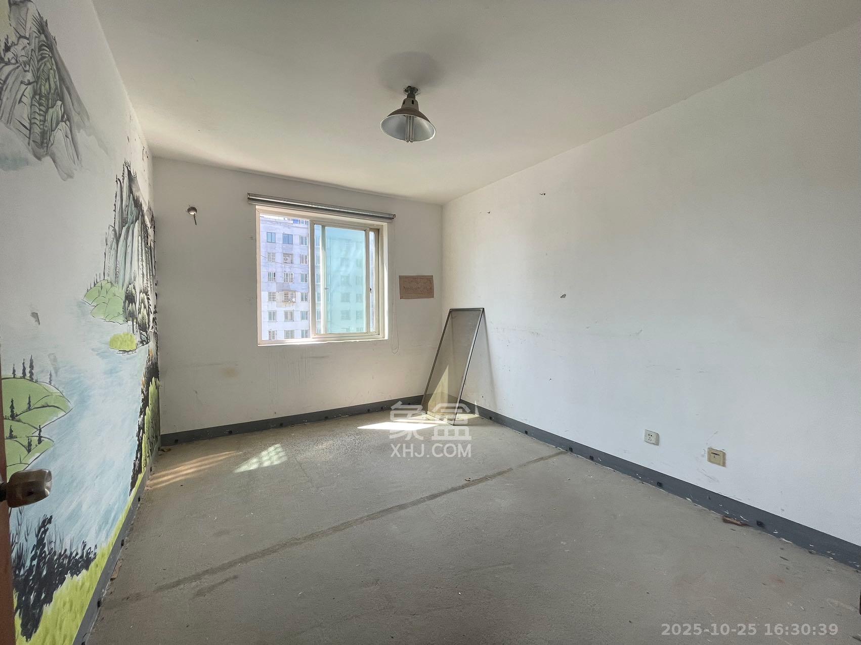 玛依拉山庄  3室2厅2卫    2200.0元/月室内图