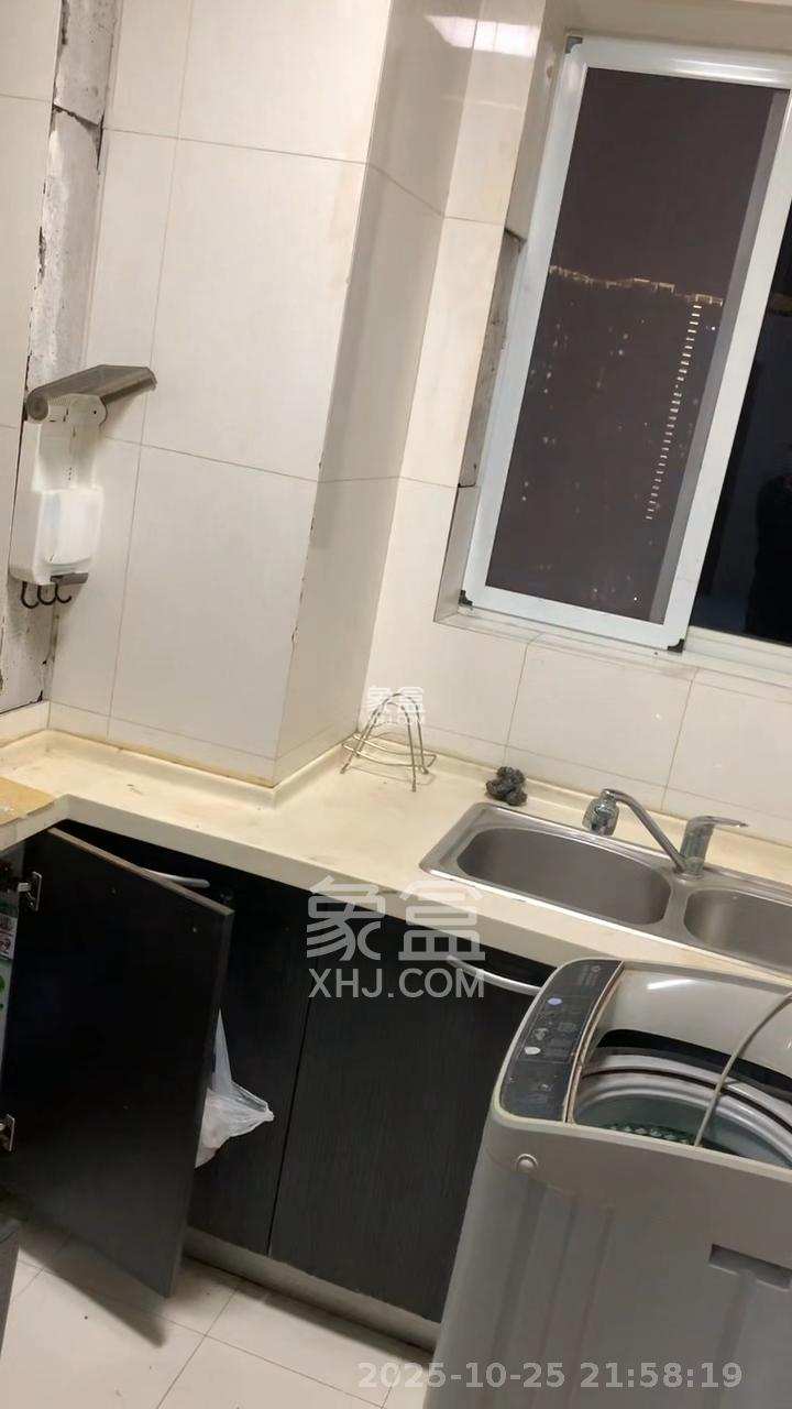 星典时代  1室0厅1卫    800.0元/月 星典时代  1室0厅1卫    800.0元/月室内图