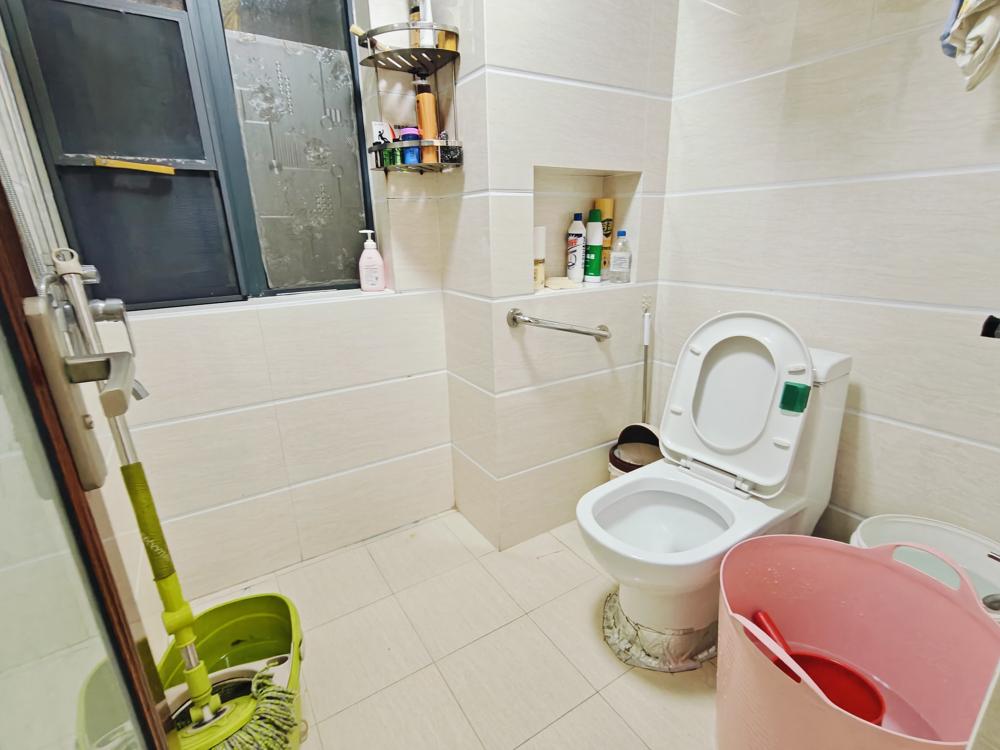 新城吾悦广场  1室1厅1卫    2000.0元/月室内图