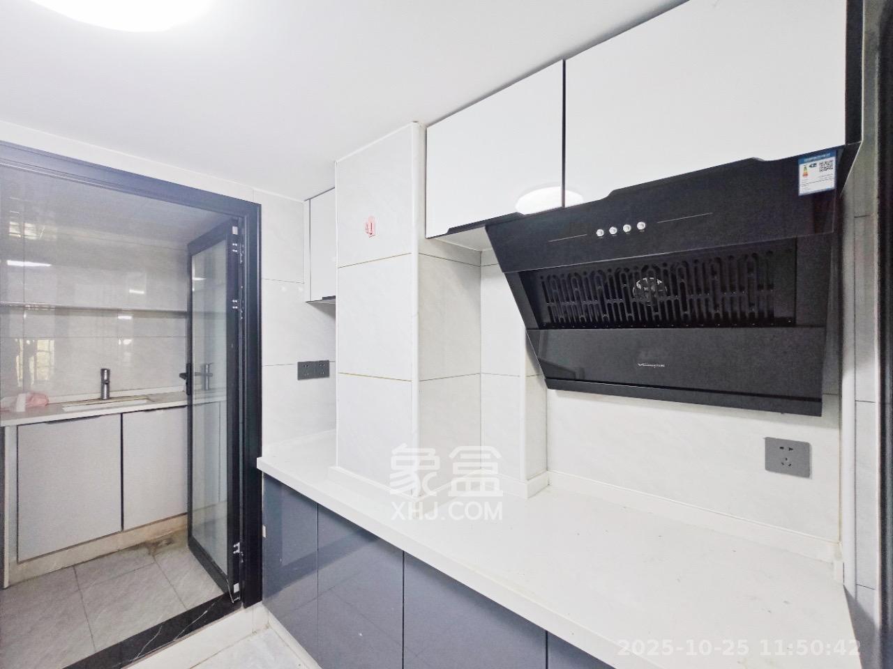 新城悦隽  1室1厅1卫    1100.0元/月 新城悦隽  1室1厅1卫    1100.0元/月室内图