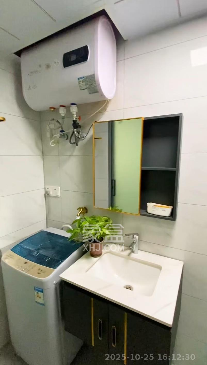 保利香槟国际  1室1厅1卫    1300.0元/月室内图