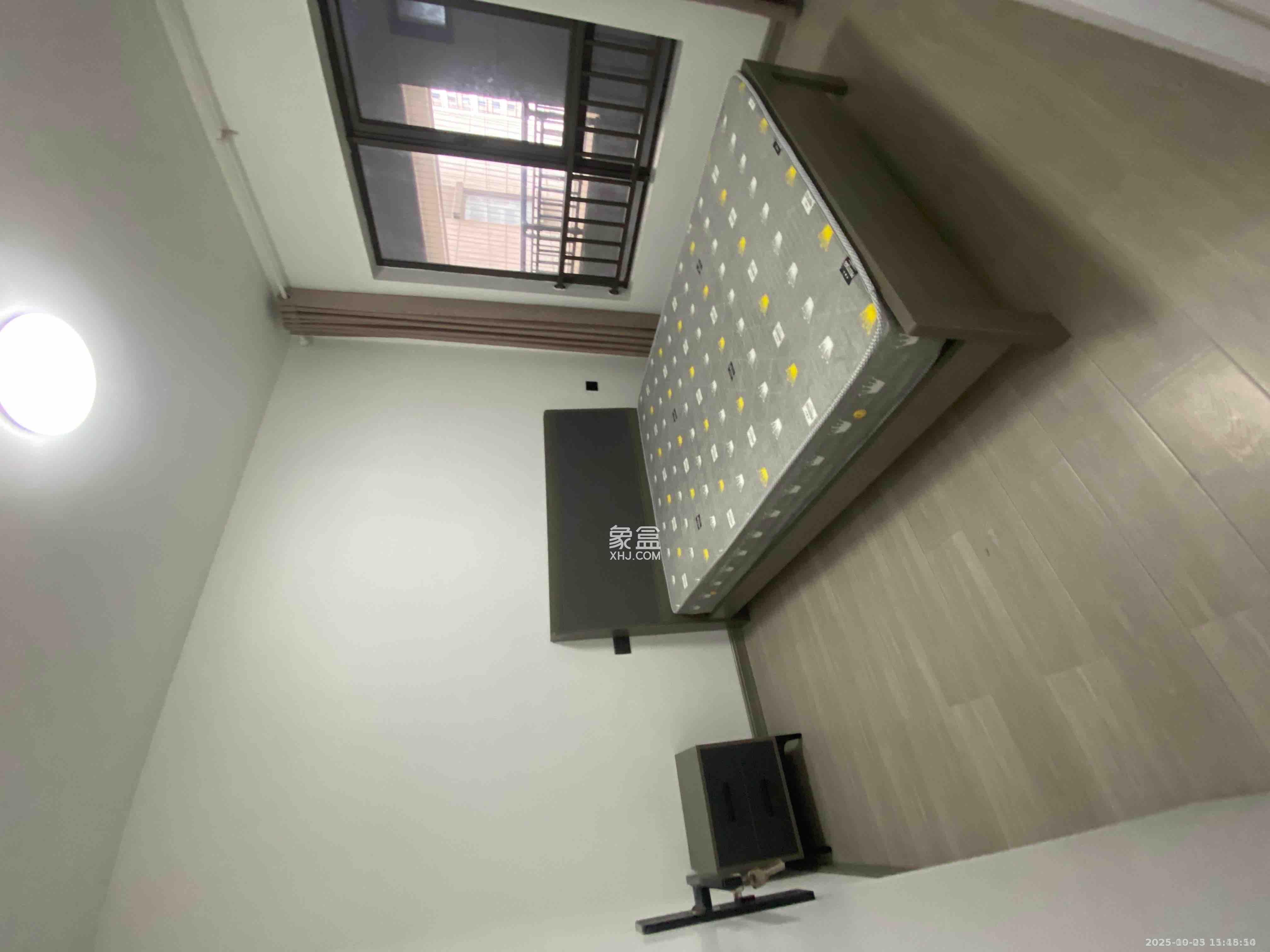 龙凤安置小区 3室1厅1卫 2500.0元/月 龙凤安置小区 3室1厅1卫 2500.0元/月室内图