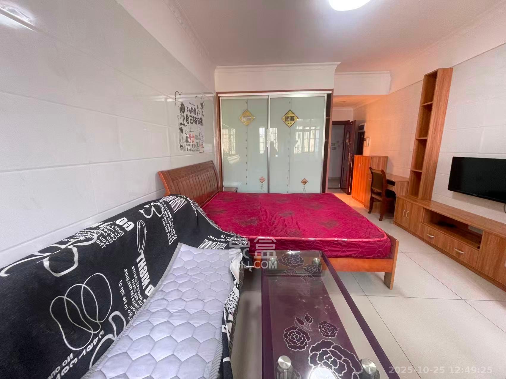 同鑫家园  1室1厅1卫    1300.0元/月 同鑫家园  1室1厅1卫    1300.0元/月室内图