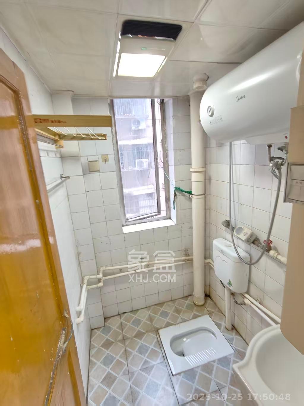 向韶村  2室1厅1卫    1600.0元/月室内图