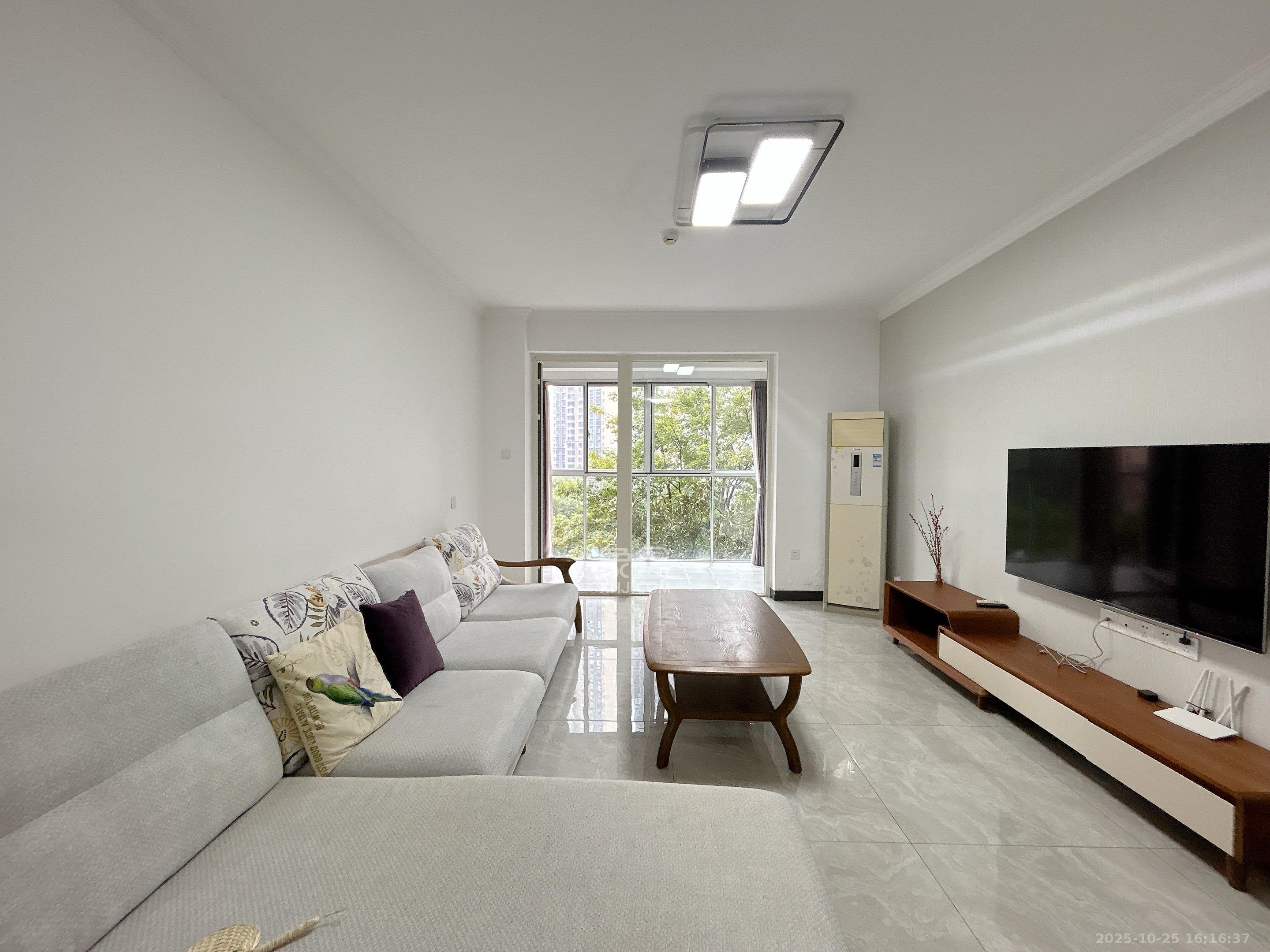 北辰三角洲E5区  2室1厅1卫    3200.0元/月