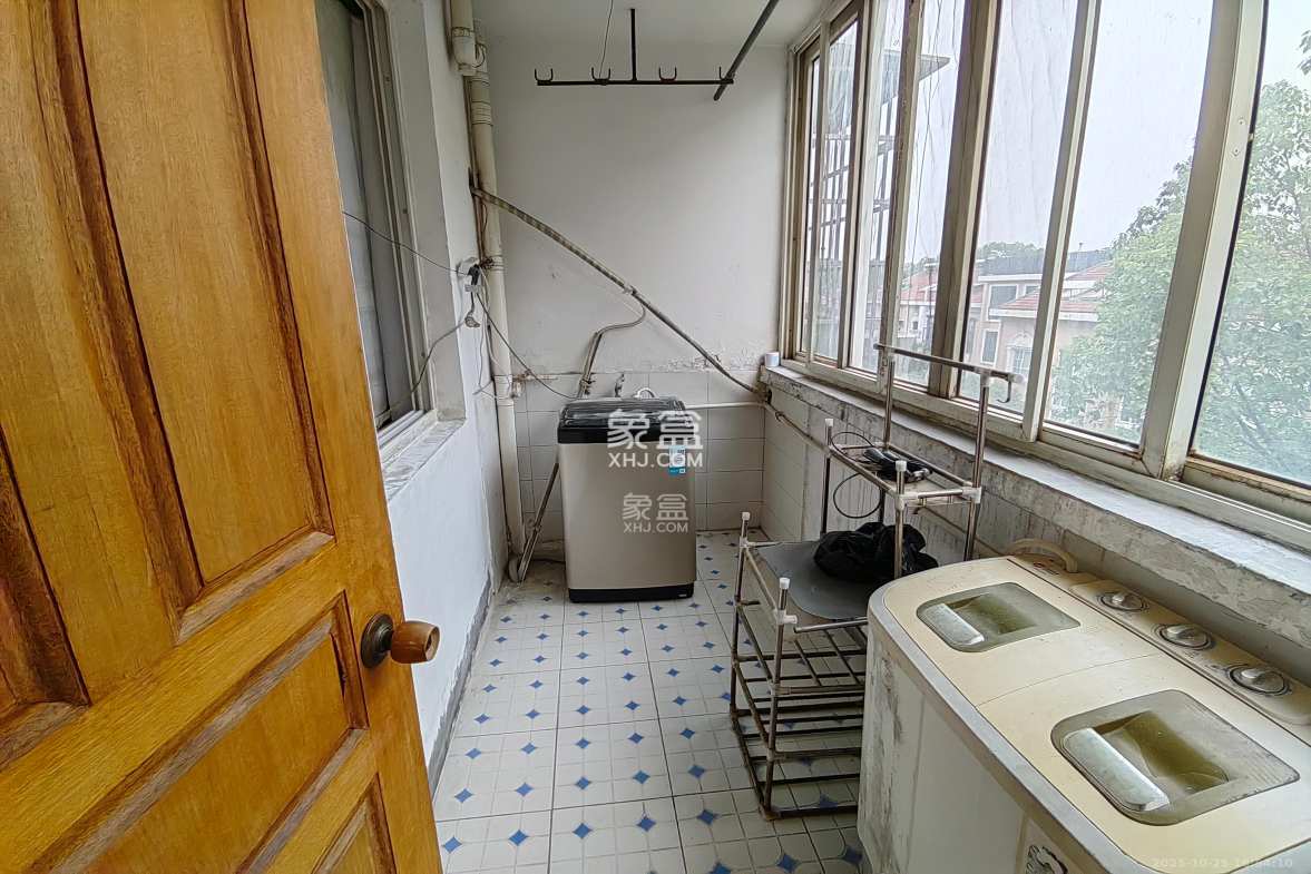 金霞苑  2室2厅1卫    1450.0元/月 金霞苑  2室2厅1卫    1450.0元/月室内图