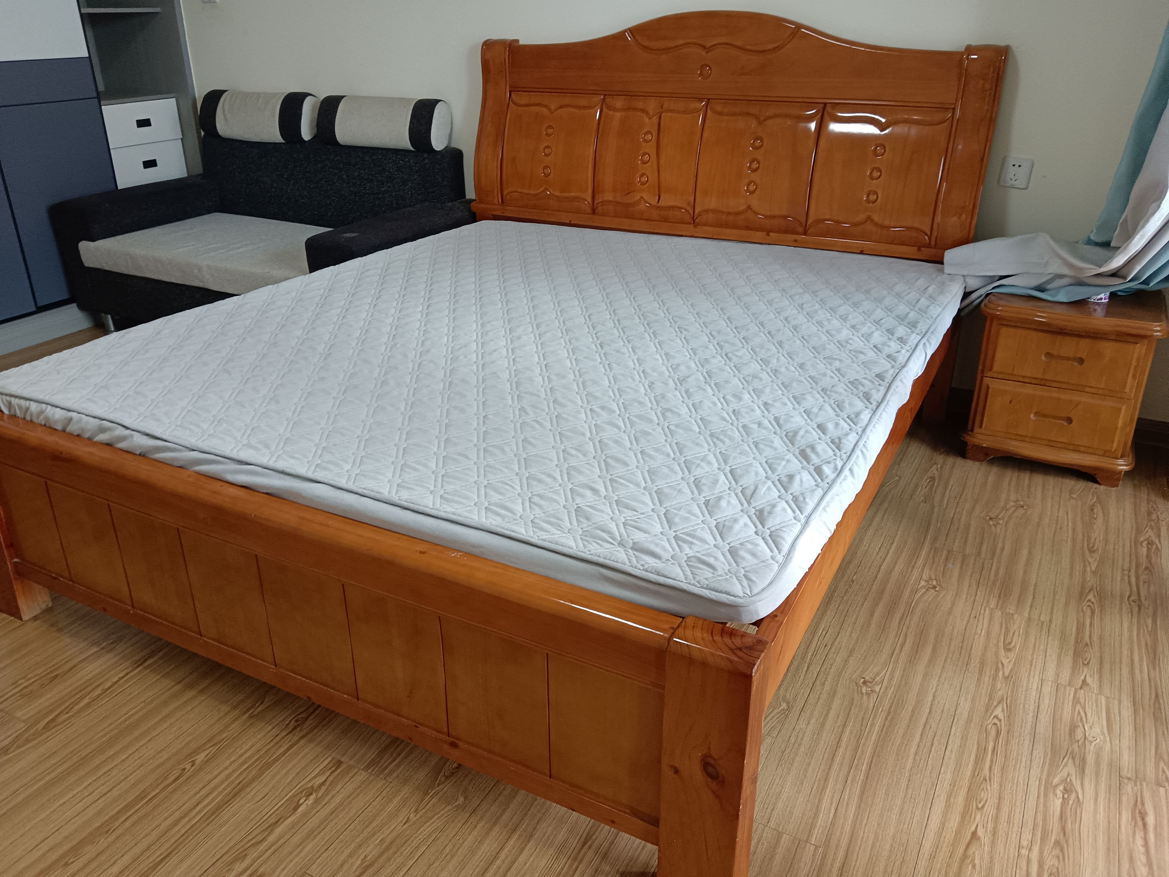 华耀碧桂园十里江湾誉峯  1室1厅1卫    1600.0元/月室内图