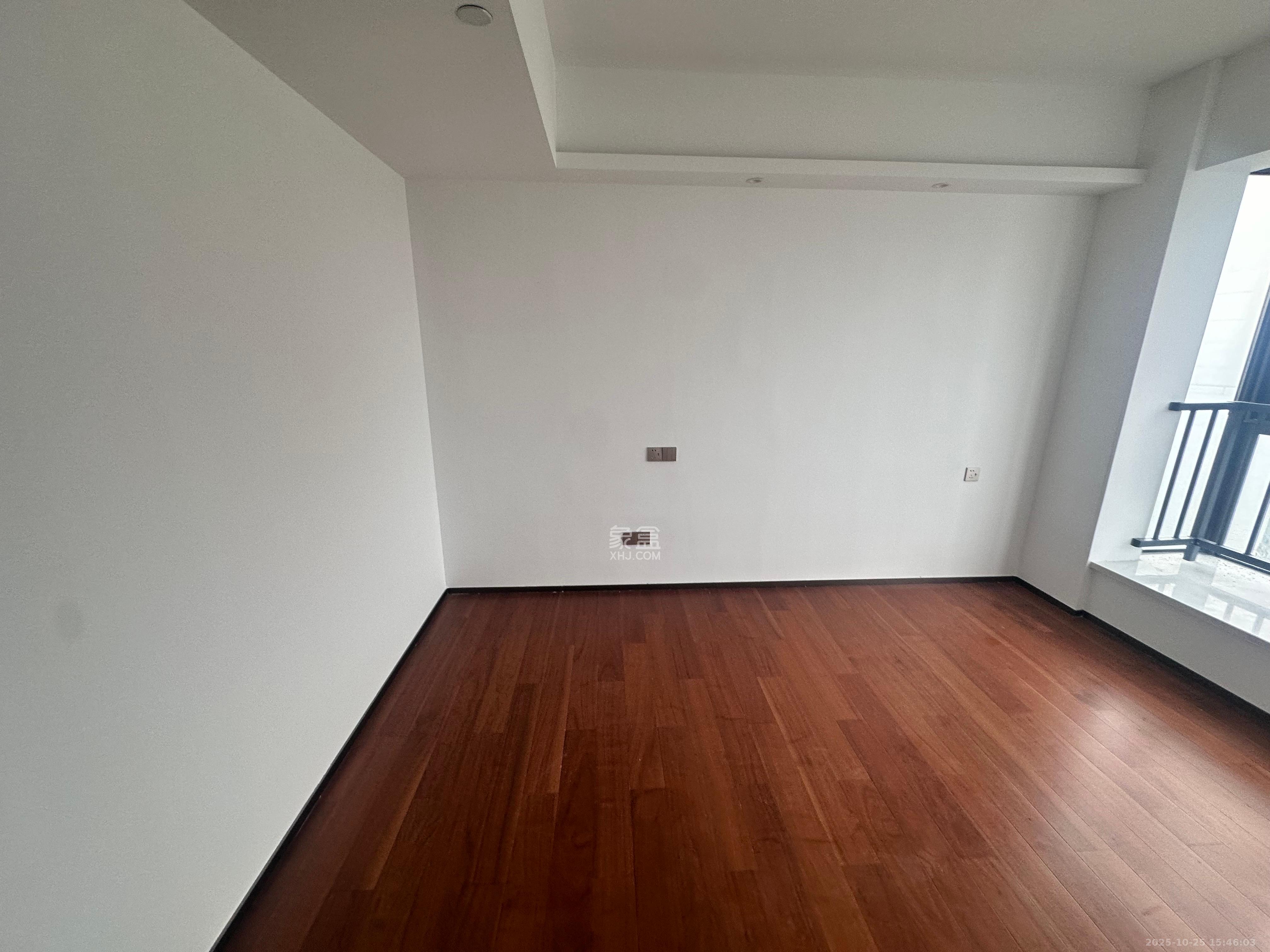 北辰瀚江府  4室2厅2卫    12000.0元/月 北辰瀚江府  4室2厅2卫    12000.0元/月室内图