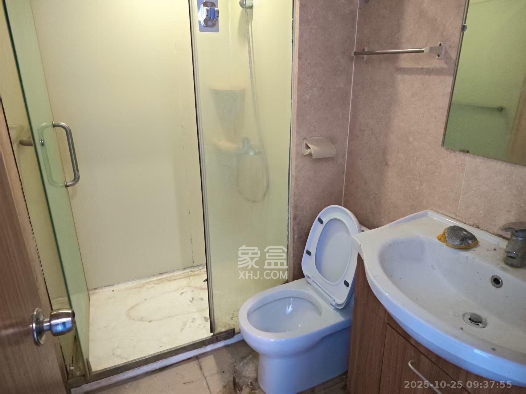 麓谷小镇 3室2厅1卫 1900.0元/月 麓谷小镇 3室2厅1卫 1900.0元/月室内图