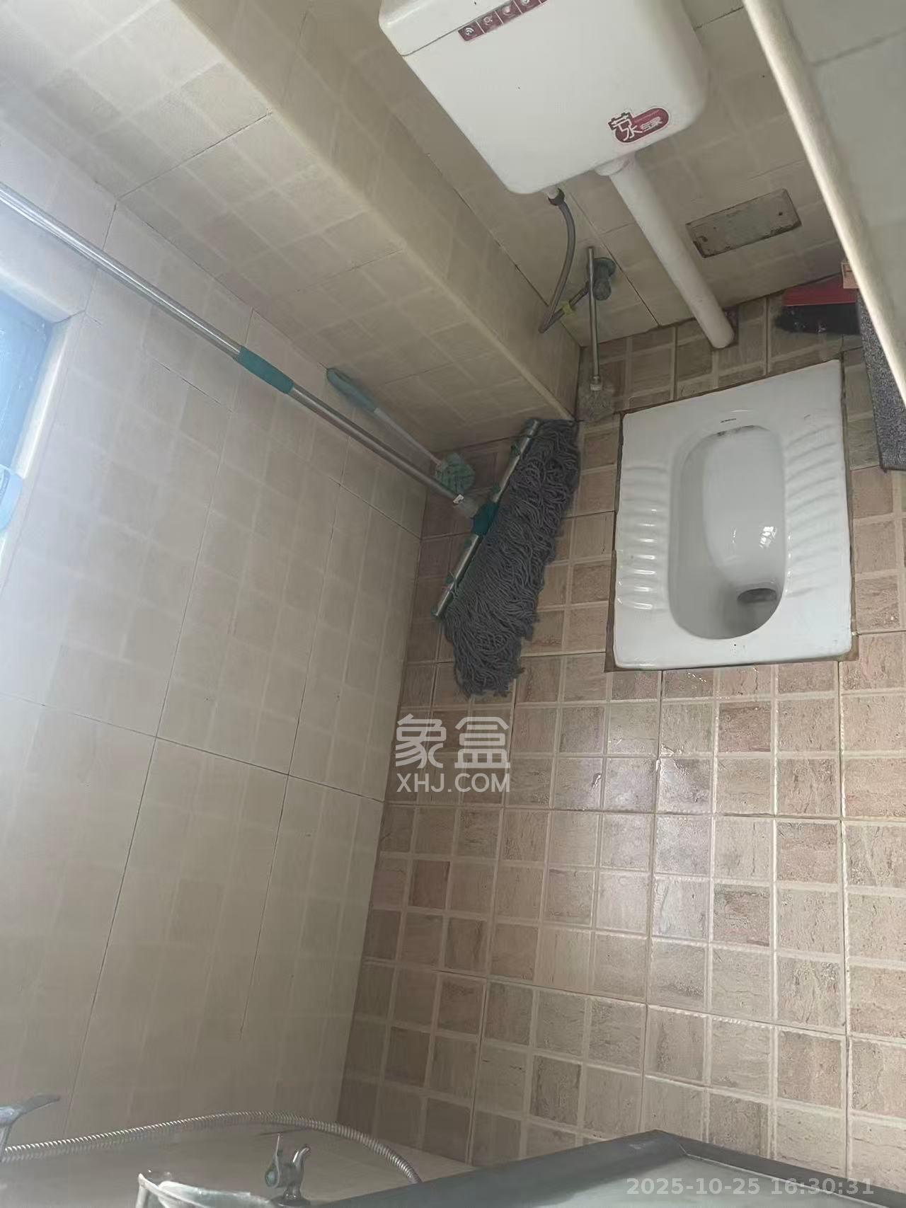 南庭城果  3室2厅1卫    2500.0元/月室内图