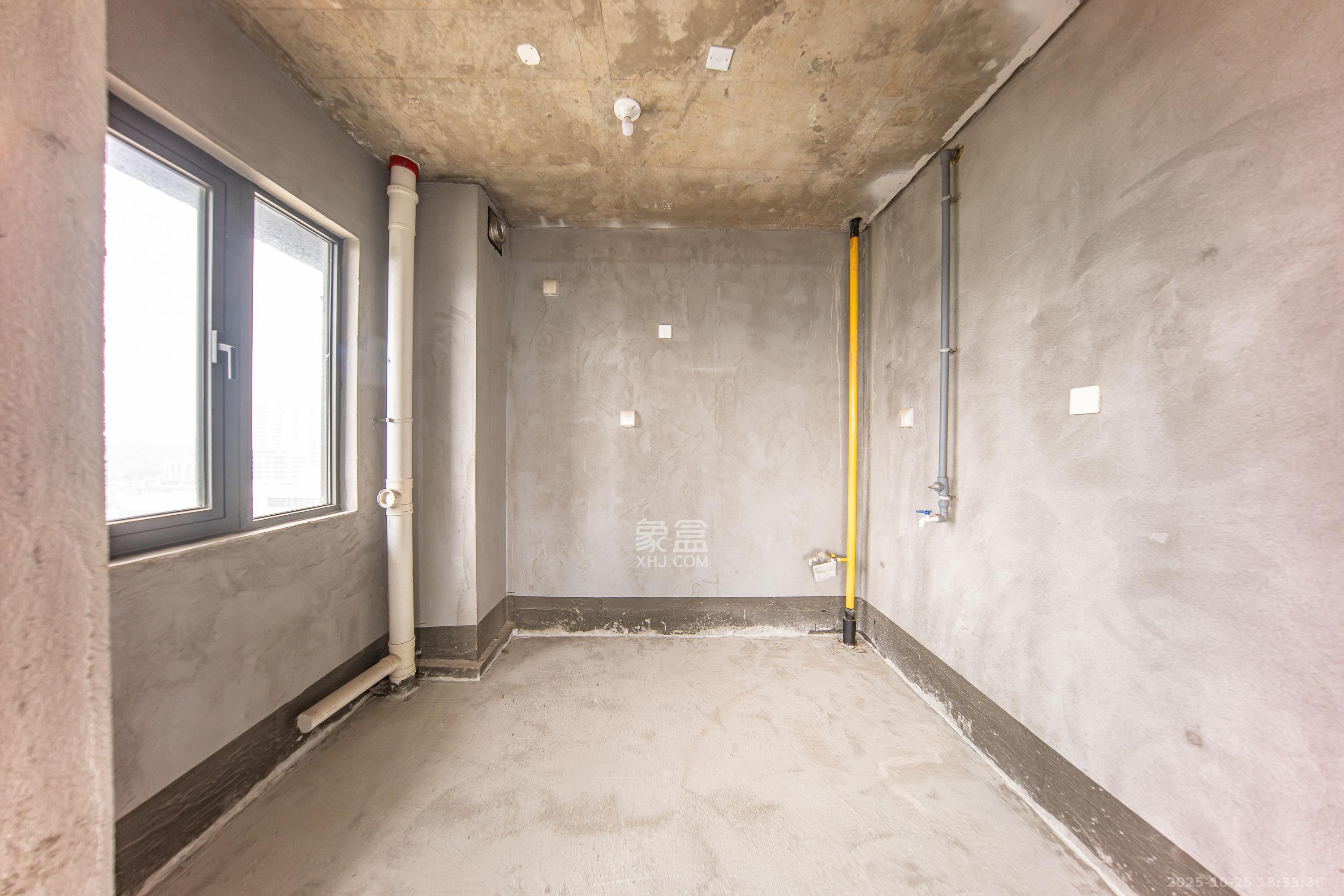 金茂长沙国际社区  2室2厅2卫    120.0万厨房